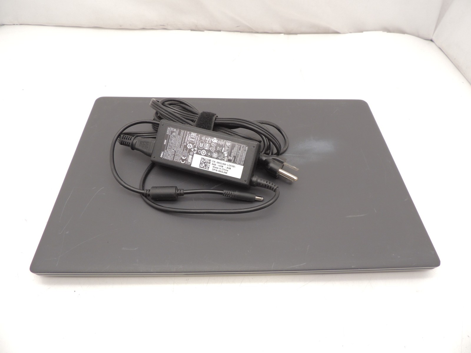 Dell Latitude 3510 15.6″ Core i5 10210U 8GB 240GB w/ Battery Laptop Tested No OS