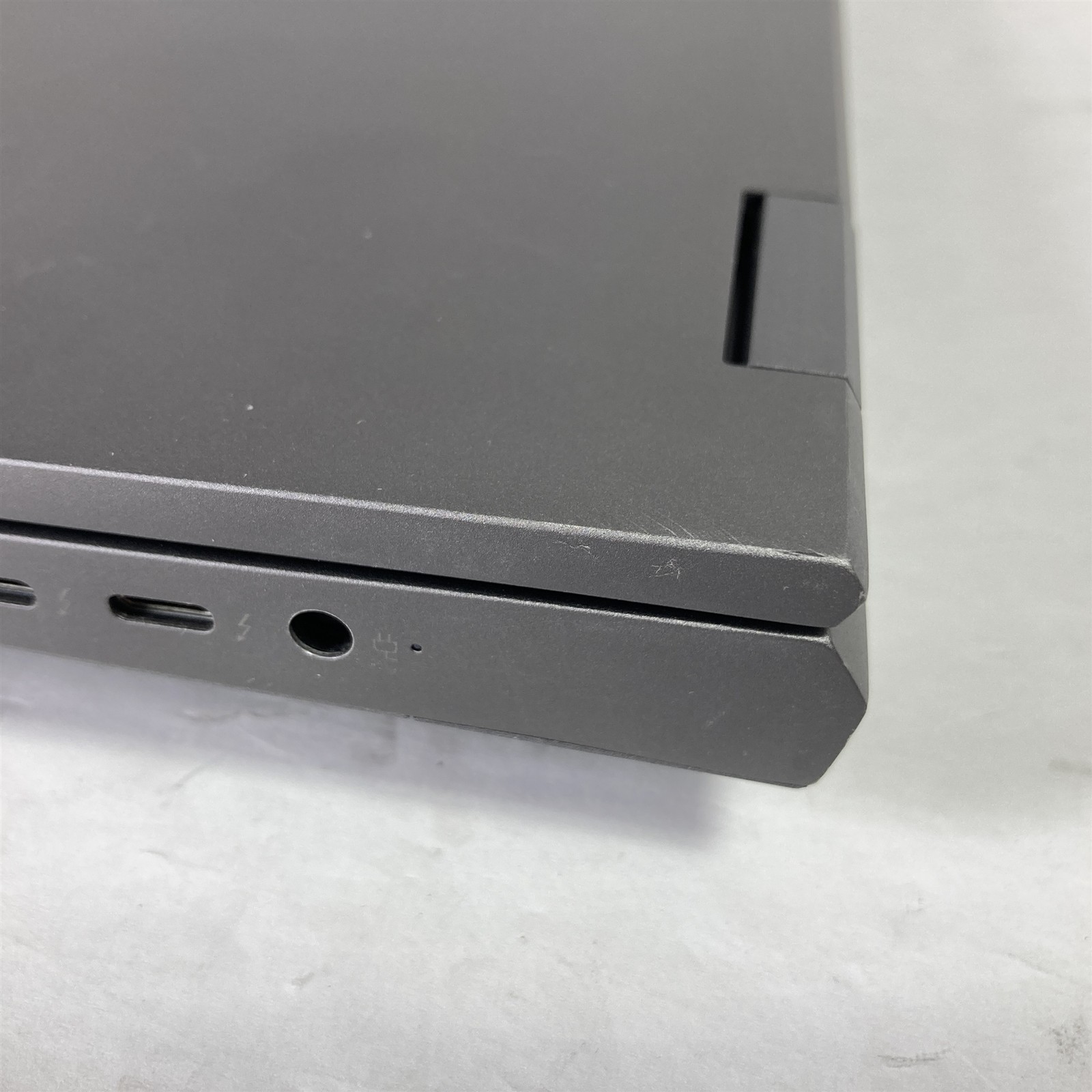 HP ZBook Fury 17 G7 17.3″ i7-10850H 2.7GHz 32GB 512GB NVMe SSD RTX 4000 – Win 11