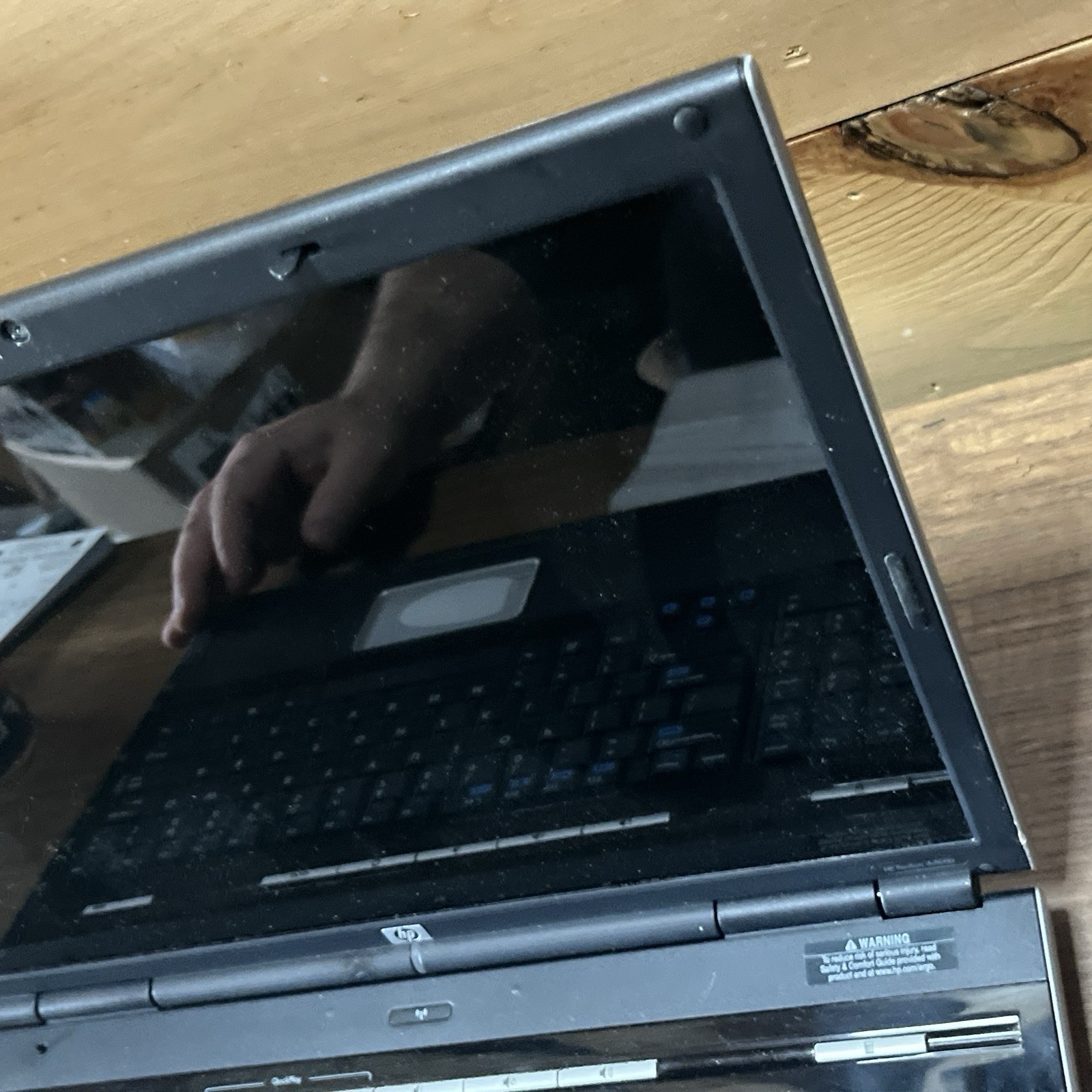 HP Pavillion Laptop DV8000 Parts Only No Battery Unchecked Untested Asis