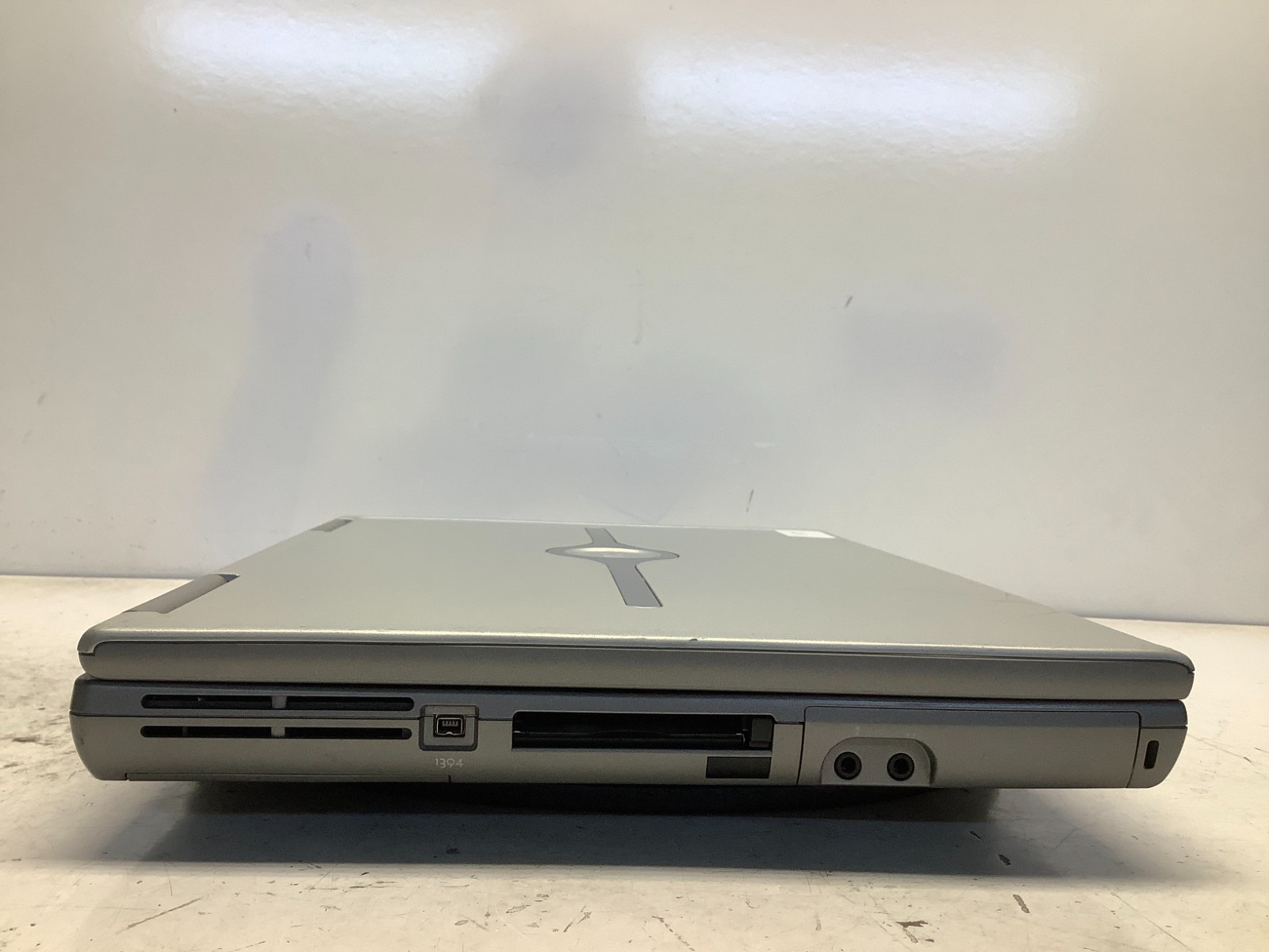 Dell Inspiron 8500 Intel Pentium 4 1.2GHz 640 MB NO HDD
