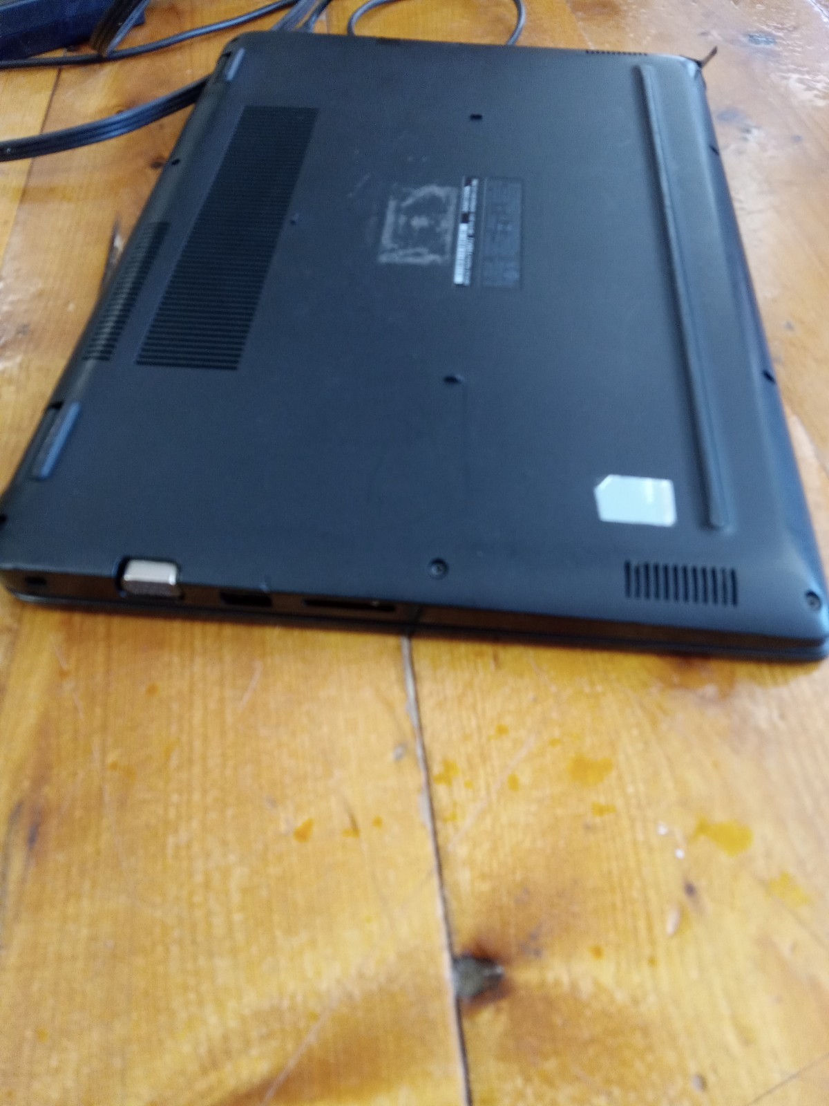 Dell Latitude 3400 Laptop FHD 14″ i5 16GB RAM 256GB