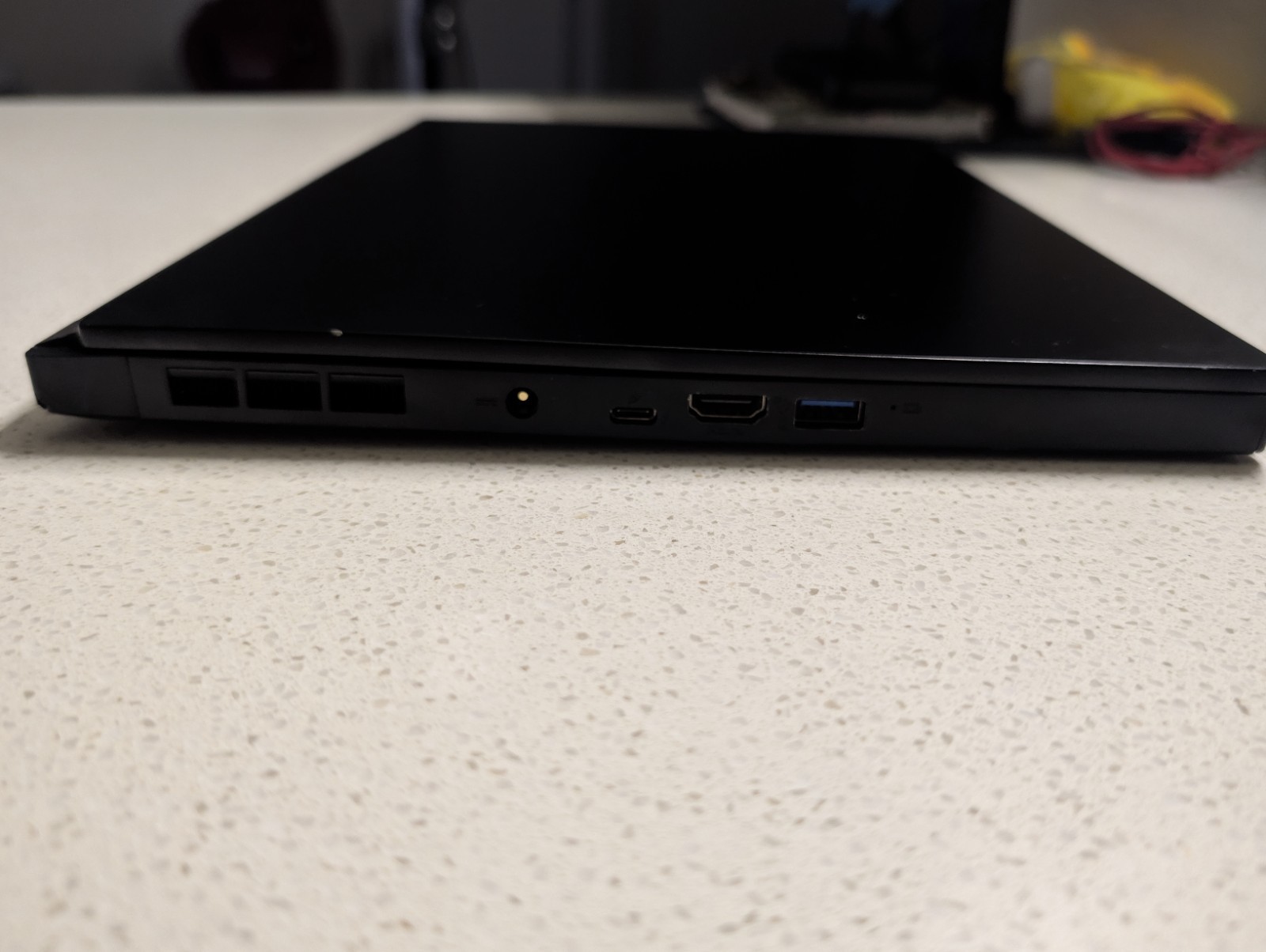MSI GS66 Stealth 10SE-044US CHASSIS (Screen,Keyboard,Battery,Touchpad,Hinges..)