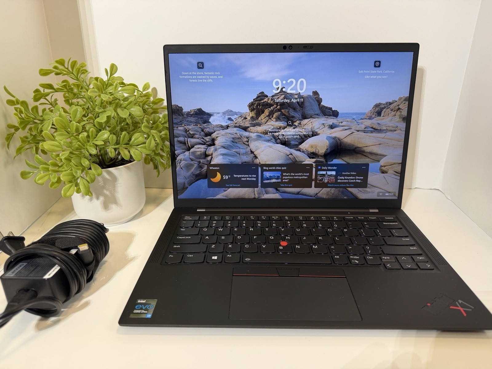 Lenovo ThinkPad X1 Carbon Gen 9: i7-1185G7 3.00GHz 16GB SSD 512GB Grade A