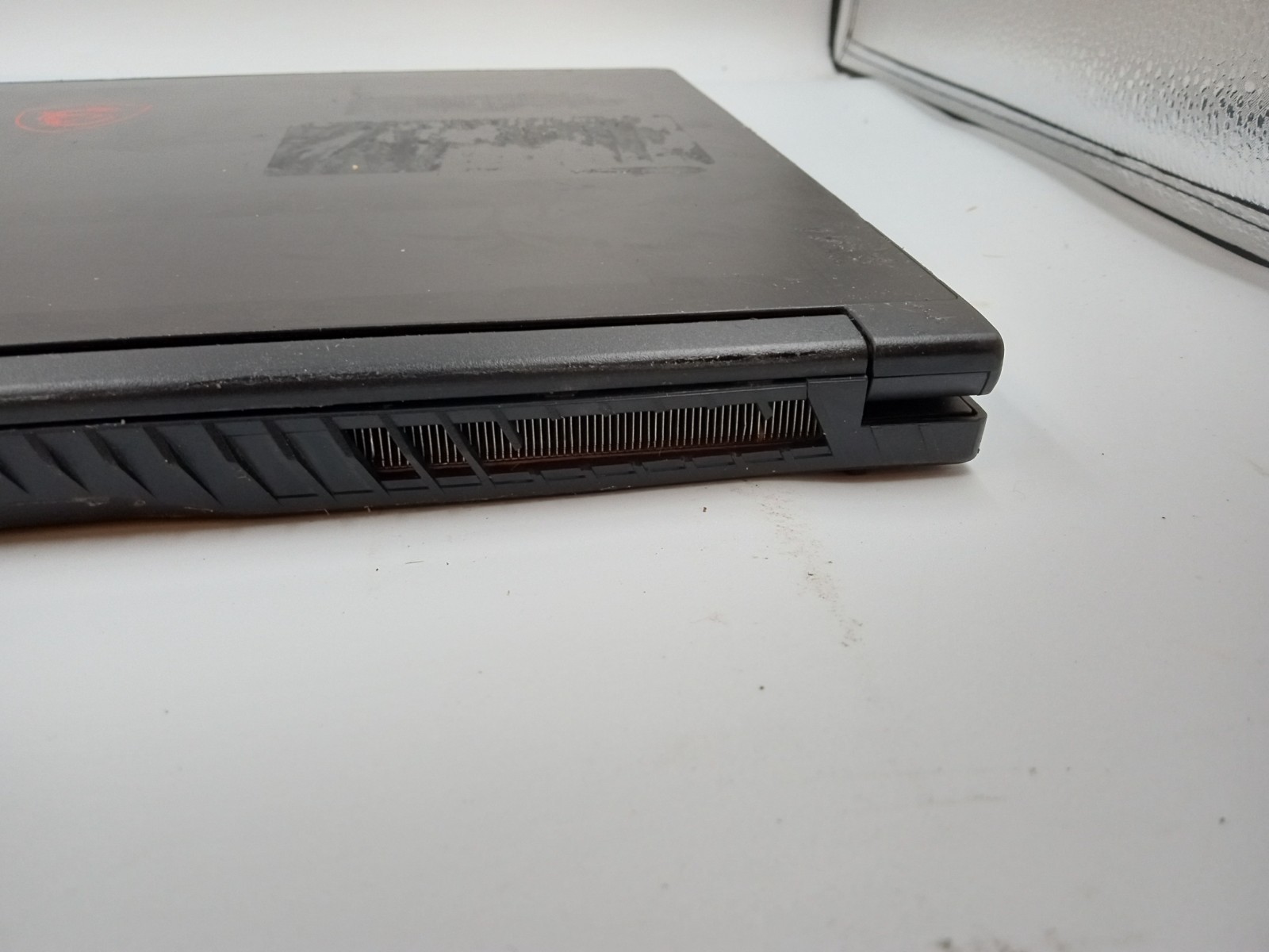 MSI Thin GF63 12UCX 15.6″ Intel i5-12450H Nvidia RTX 2050 – FOR PARTS – READ!