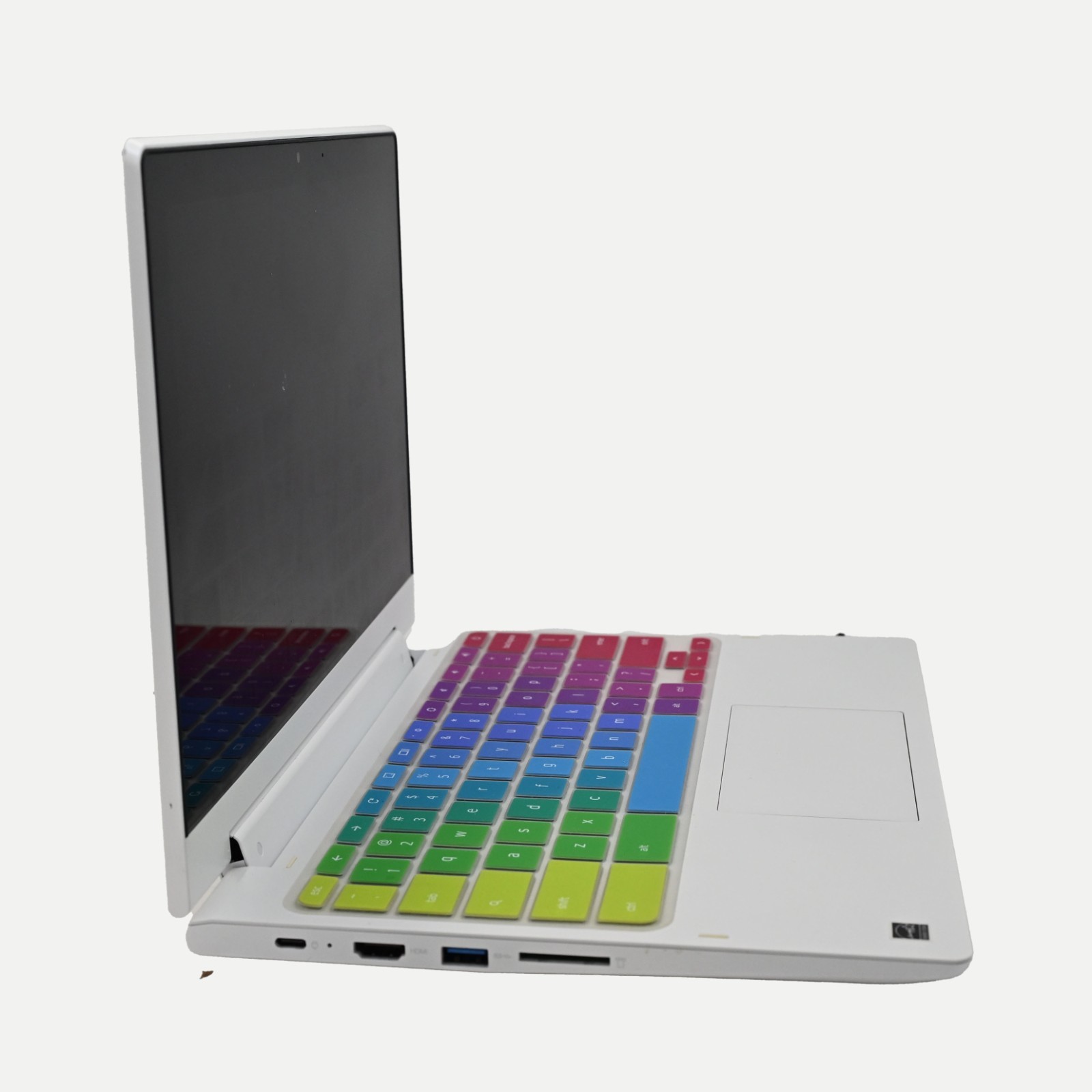 Lenovo Chromebook C330 (2-in-1) 11.6″ Touchscreen with keyboard cover
