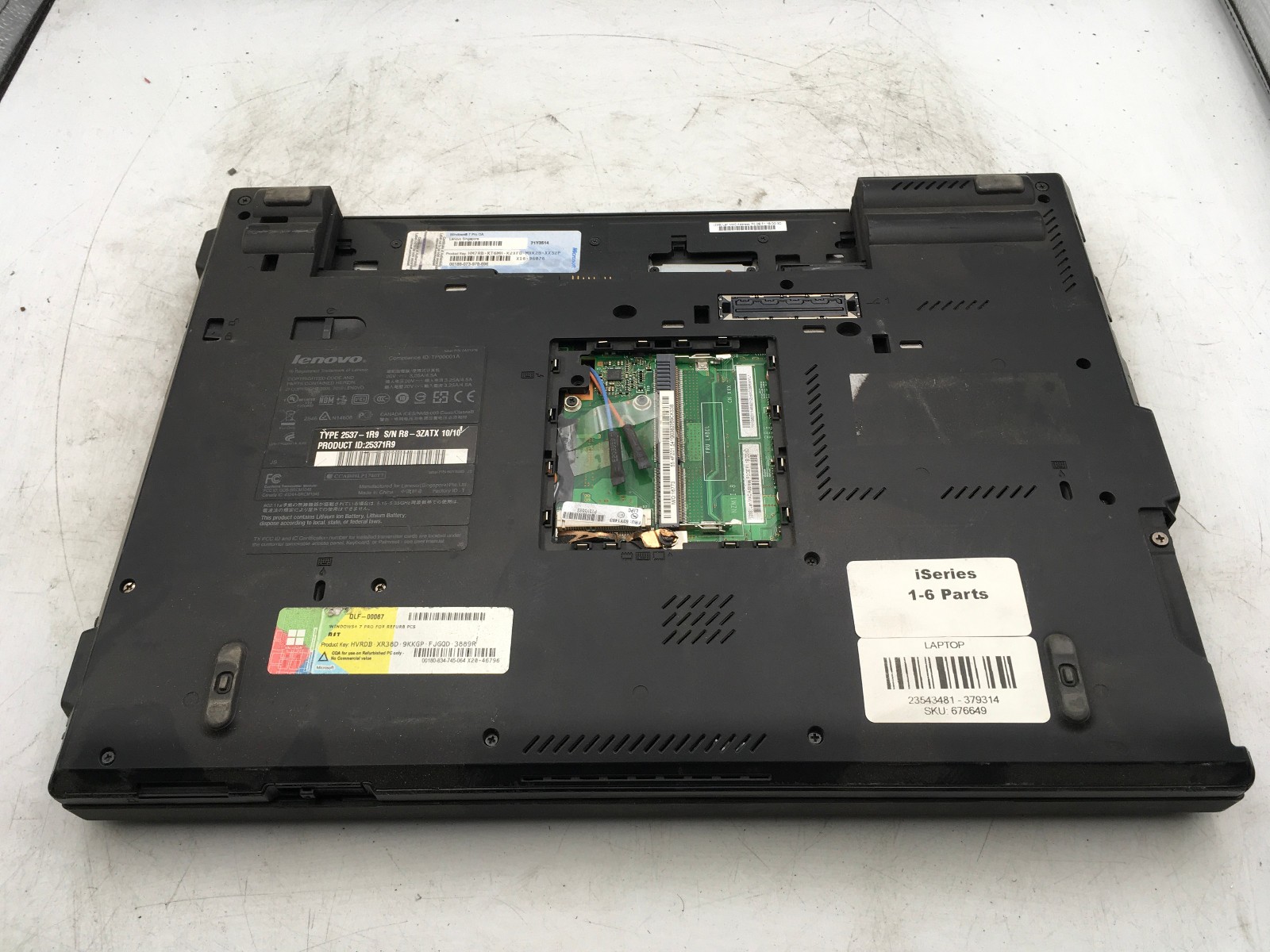 LENOVO THINKPAD T410 – FOR PARTS/NO LCD – INTEL i5-520M – NO RAM – READ DESC -BB