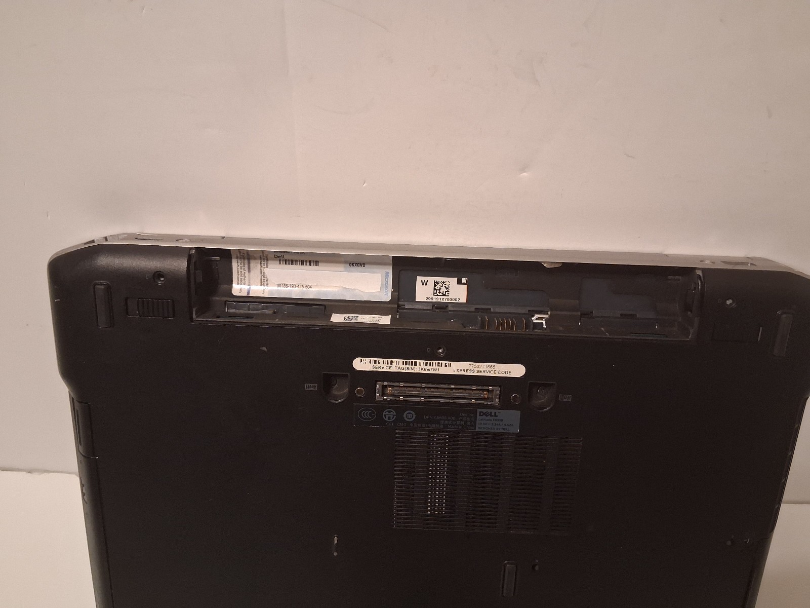 Dell Latitude E6330 13.3″ Intel i5-3320M 4GB RAM 320GB Good Screen & Motherboard