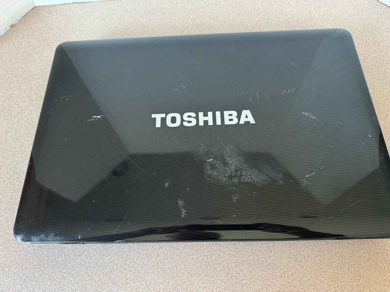 TOSHIBA Satellite L505D-GS6000 AMD Vision 15.6” 4 GB NO HD Or AC Parts Only SHOP
