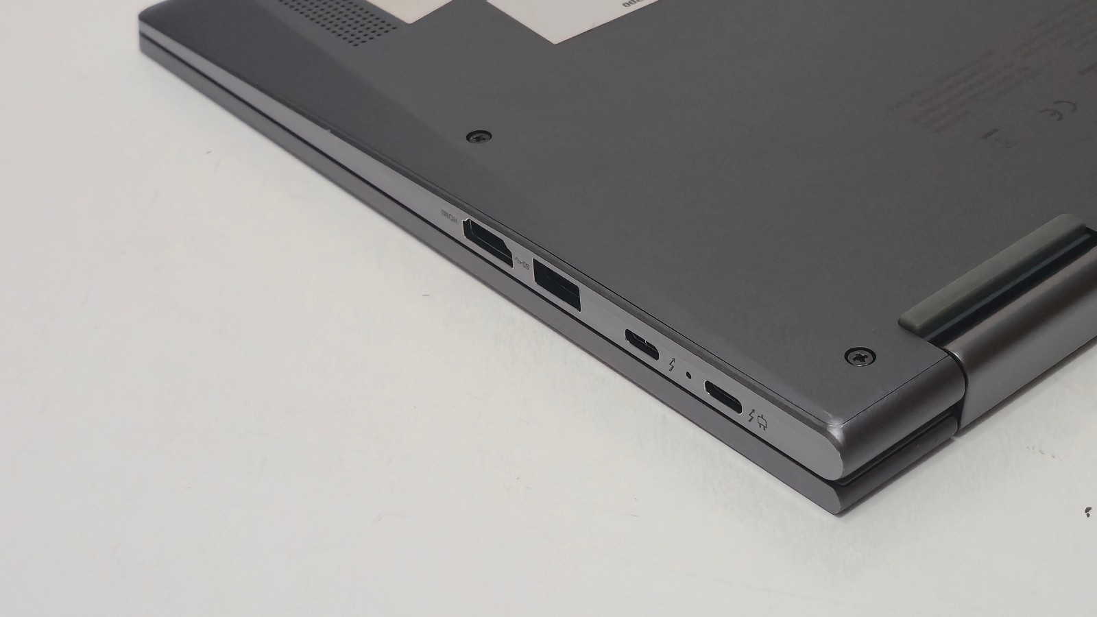 Lenovo ThinkPad X1 Yoga Gen 6 (i7-1185G7 CPU, 32 GB RAM 1 TB SSD) 14″ 4K Touch