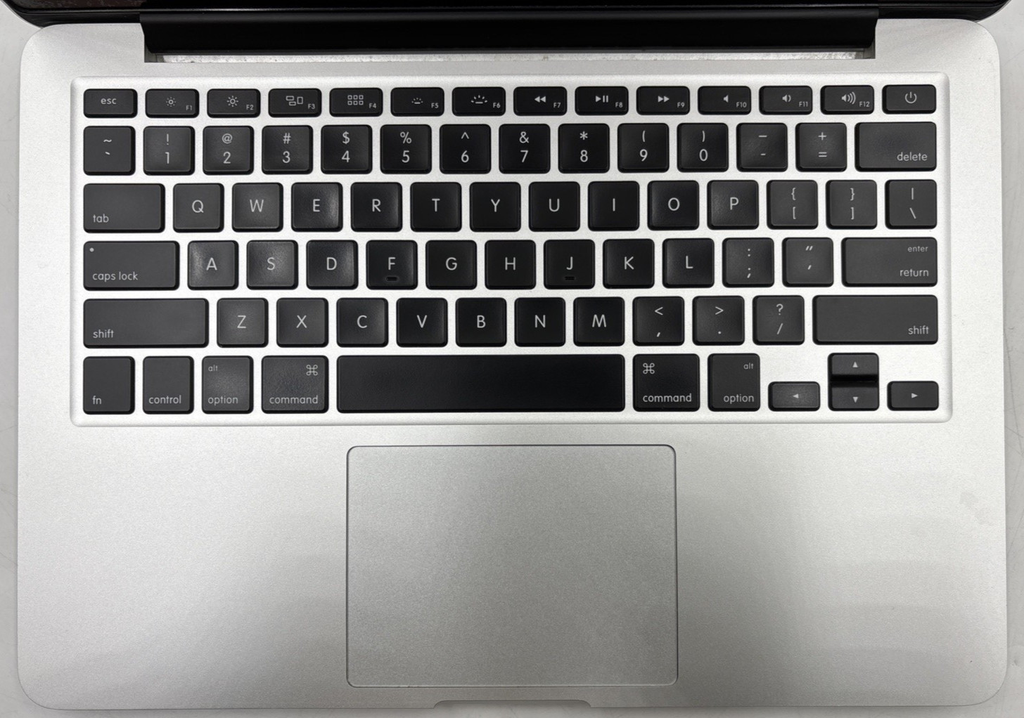 Apple MacBook Pro Early 2013 i5-3230M 2.60GHz, 8GB RAM 256GB SSD High Sierra