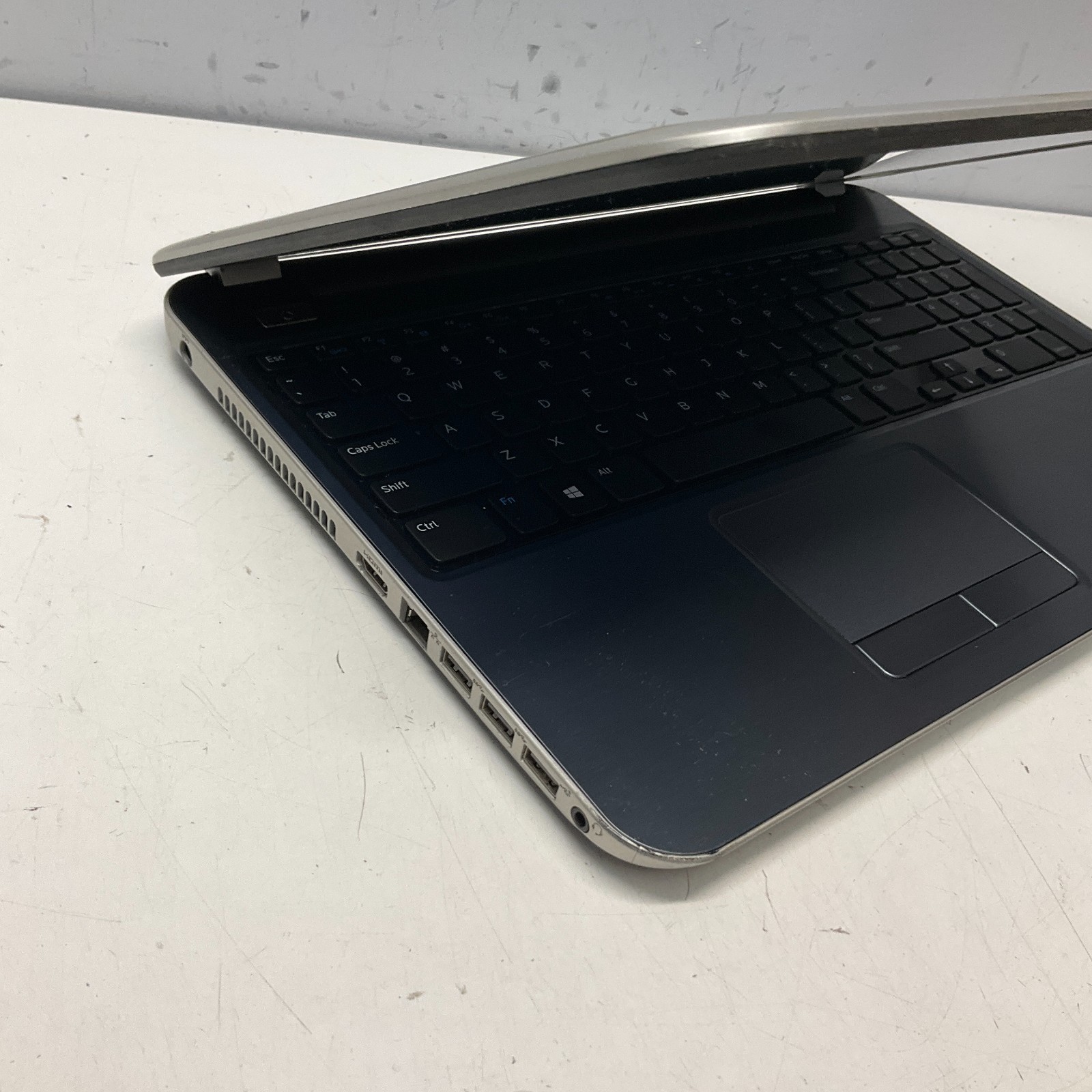 Dell Inspiron 15R-5521 i7-3537U 1.8Ghz 8GB 128GB SSD Windows 10 Pro Laptop