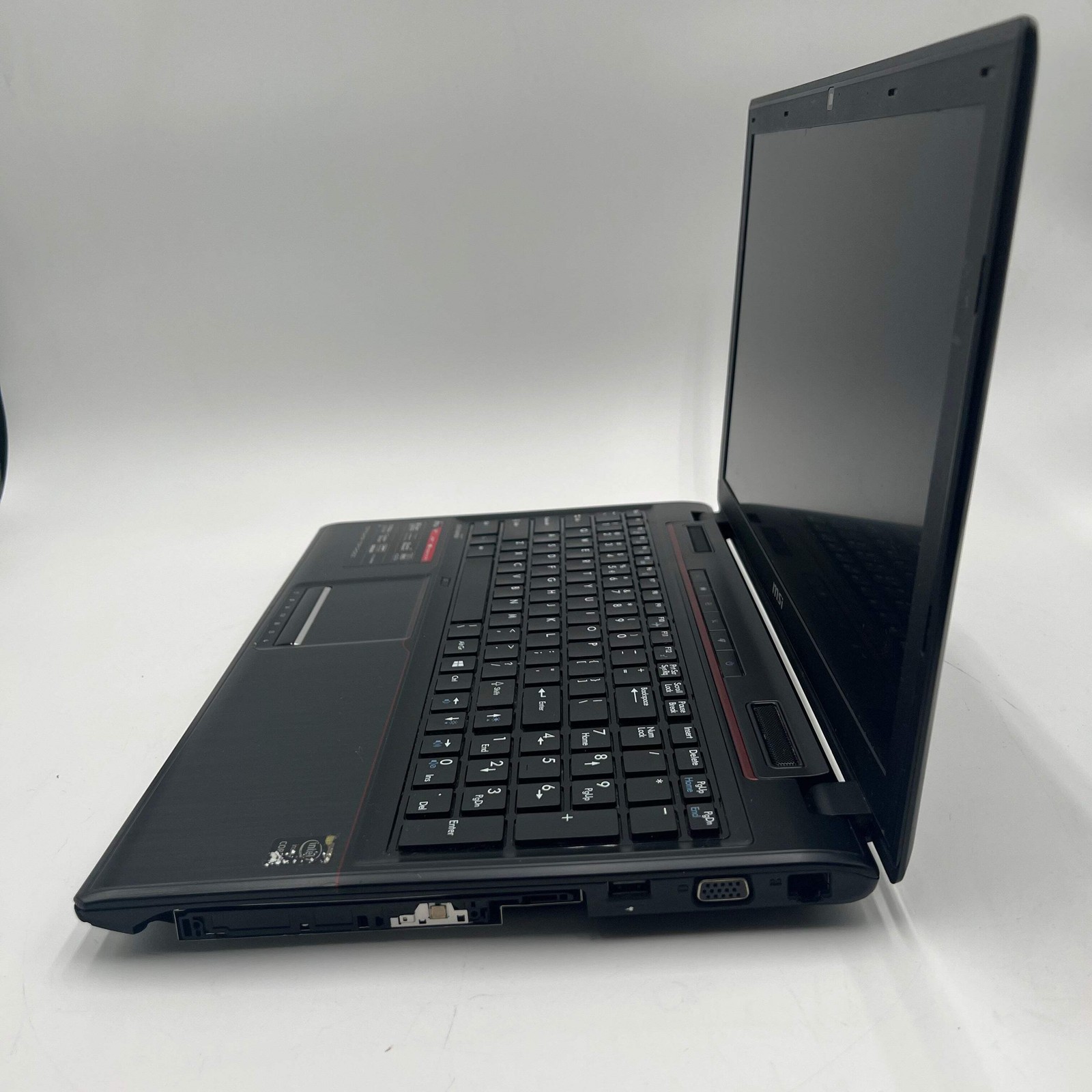 MSI MS-16GH 15″ Core i7 2.6GHz 8GB 1TB GTX 950M Laptop Used B