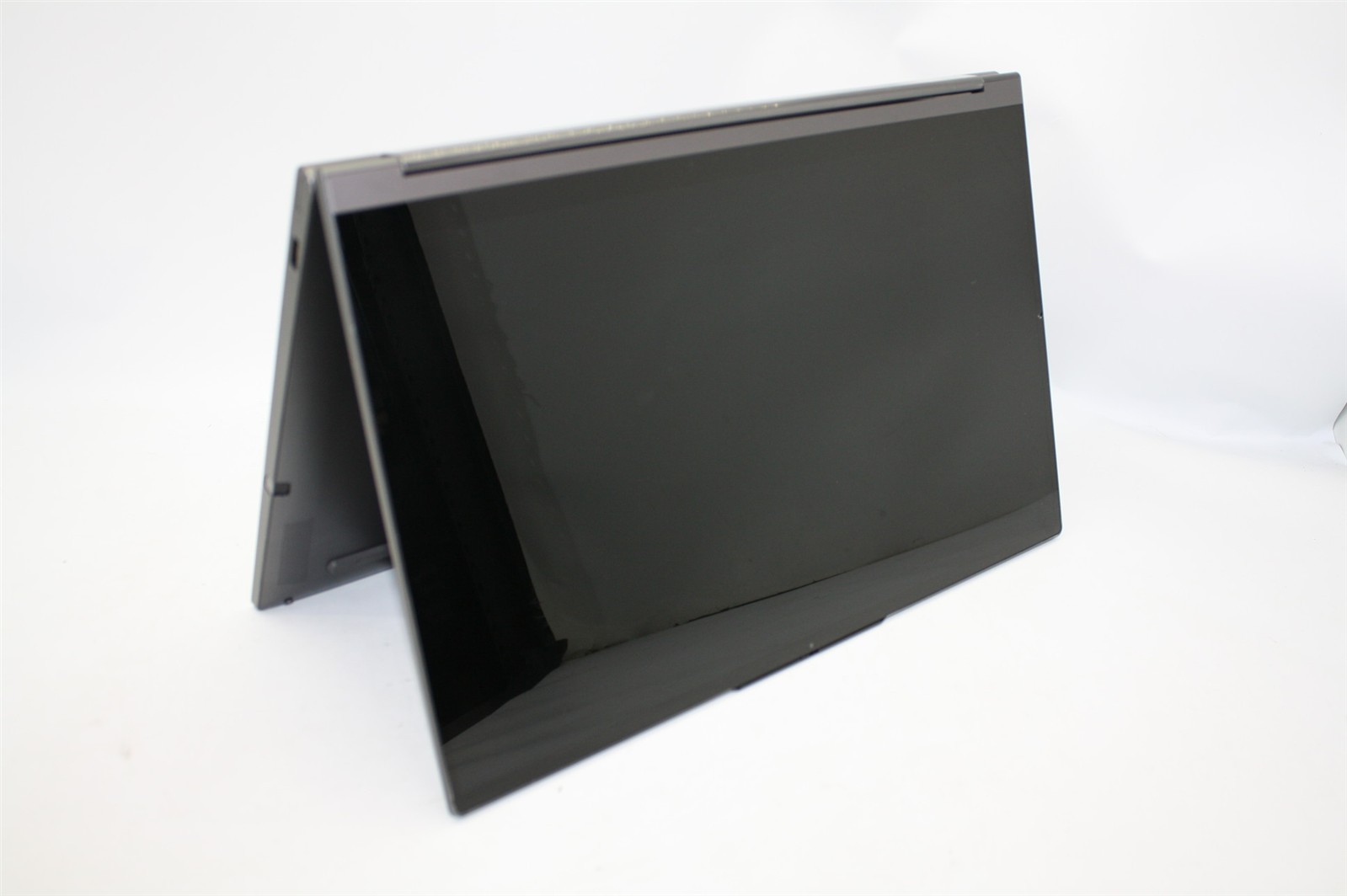 15.6″Lenovo idea Yoga C940-15IRH i7-9750H 2.60GHz RAM 16GB NVMe 256GB GTX 1650
