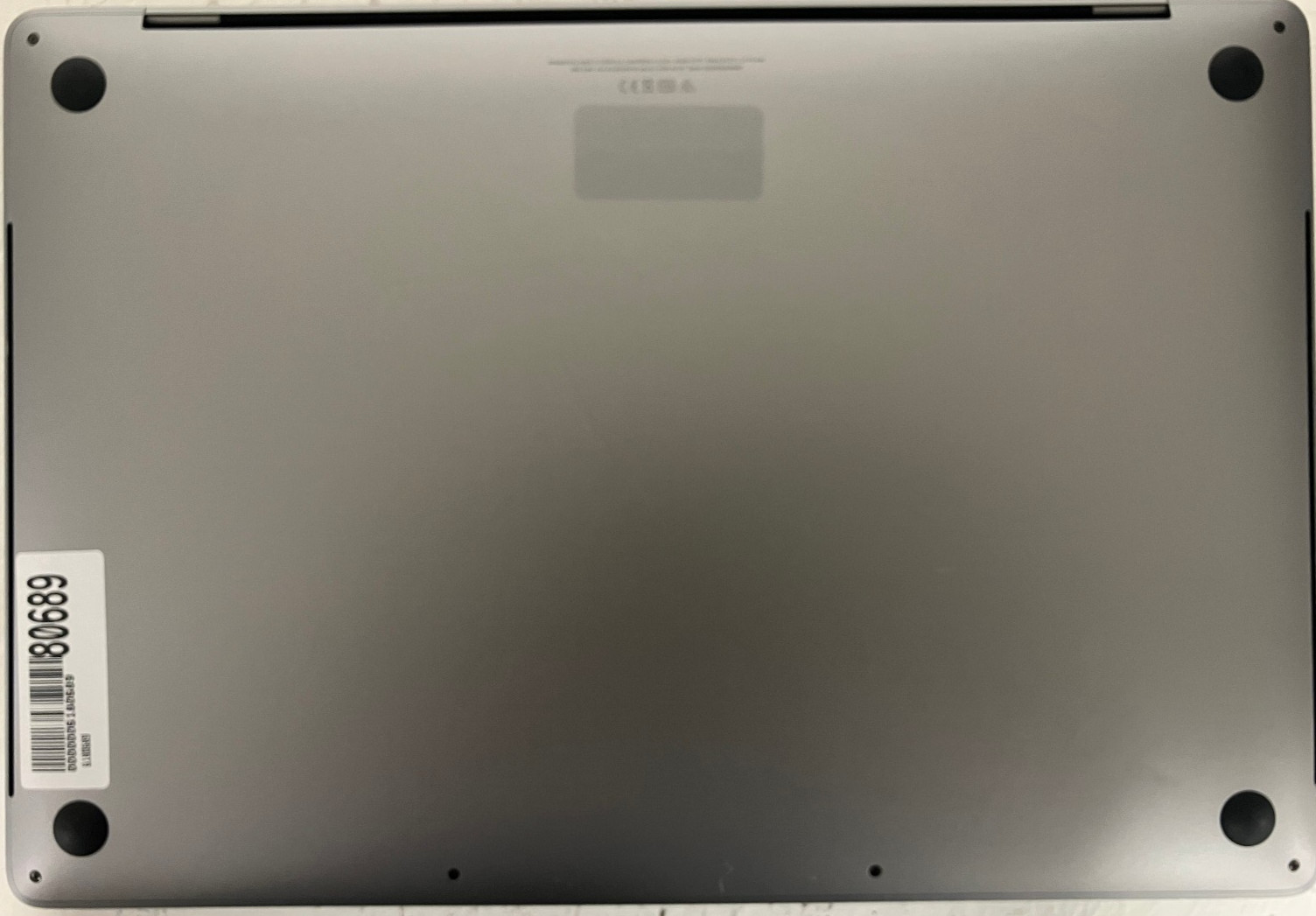 Apple MacBook Pro A2141 16″ Radeon 5500M 2.3GHz Intel Core i9-9880H 32GB 1TB