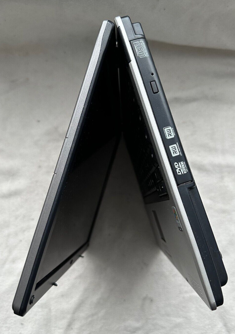Medion MIM 2210 MD 96317 with Intel Celeron M 1730MHz 120GB HDD 1GB RAM Laptop