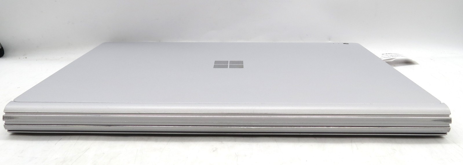 Microsoft Surface Book 13″ i5-6300U @ 2.4 8GB RAM 256GB Internal NVIDIA No OS