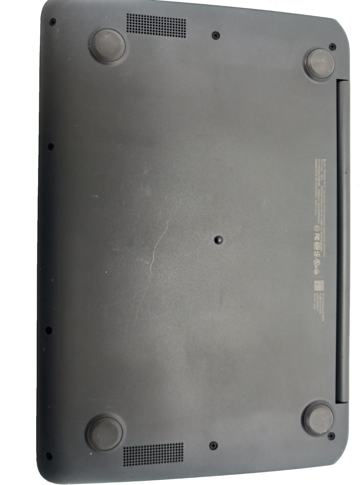 HP Chromebook 11A GG EE 11″ Chrome OS 4GB / 16GB SSD with Power Adapter – WORKS