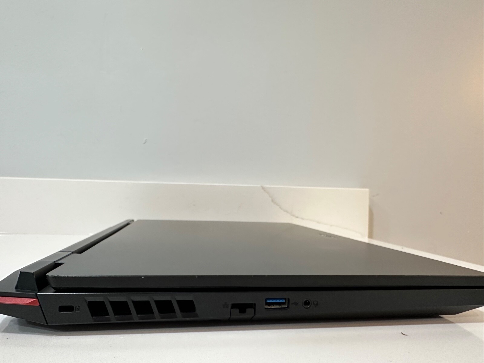 An517-55-53 acer nitro 5 17.3″ gaming laptop used