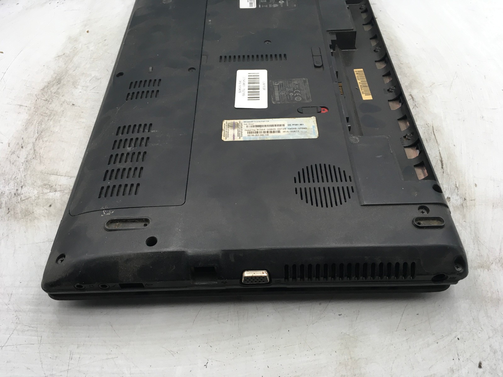 ACER ASPIRE 5733 6838 – BOOTS TO BIOS – INTEL I5 M560 – NO RAM – READ DESCRIP-BB