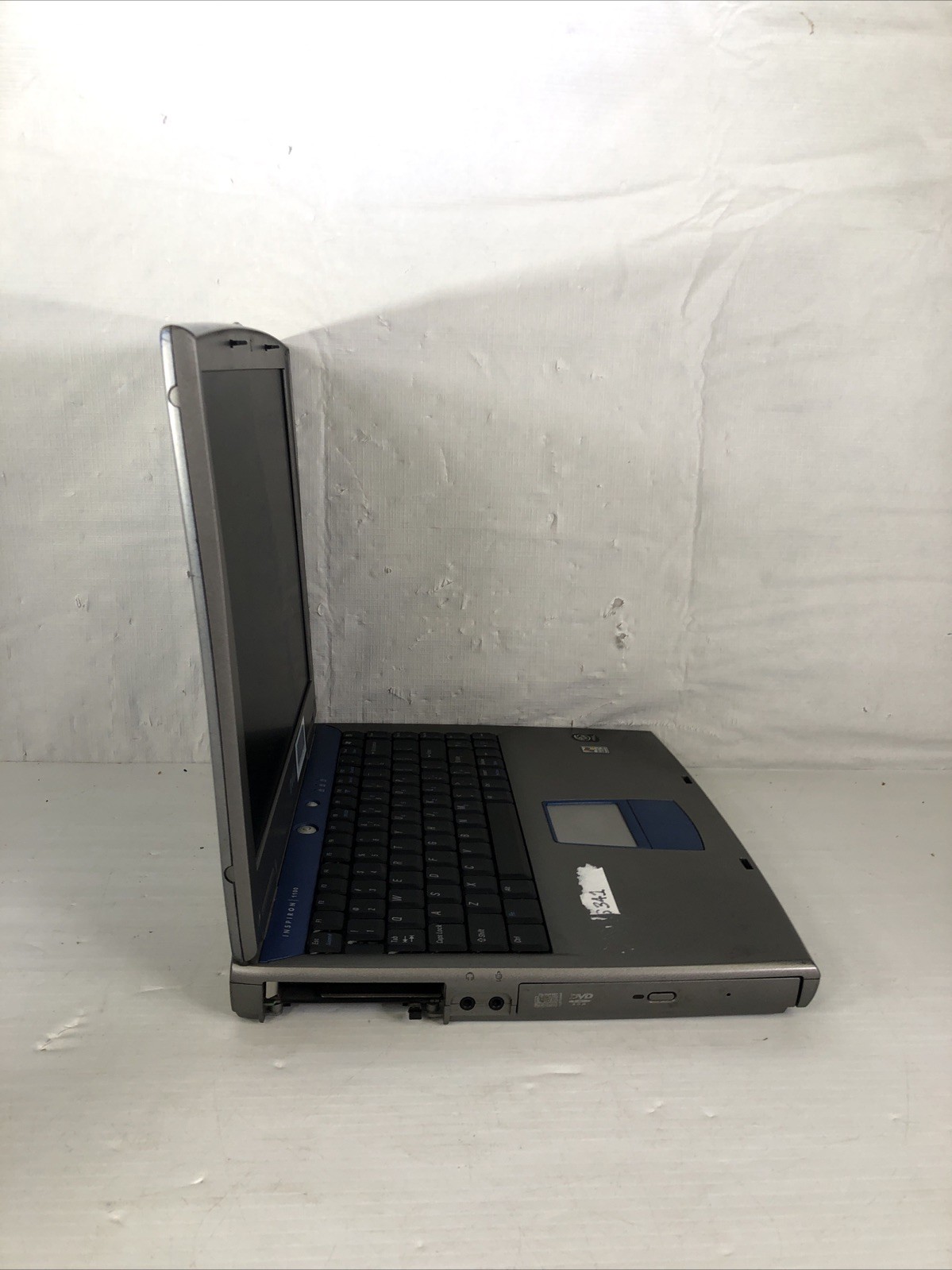 Dell Inspiron 1100 15.1″ Blue Intel Celeron 2.30 Ghz 128 KB No HDD/OS