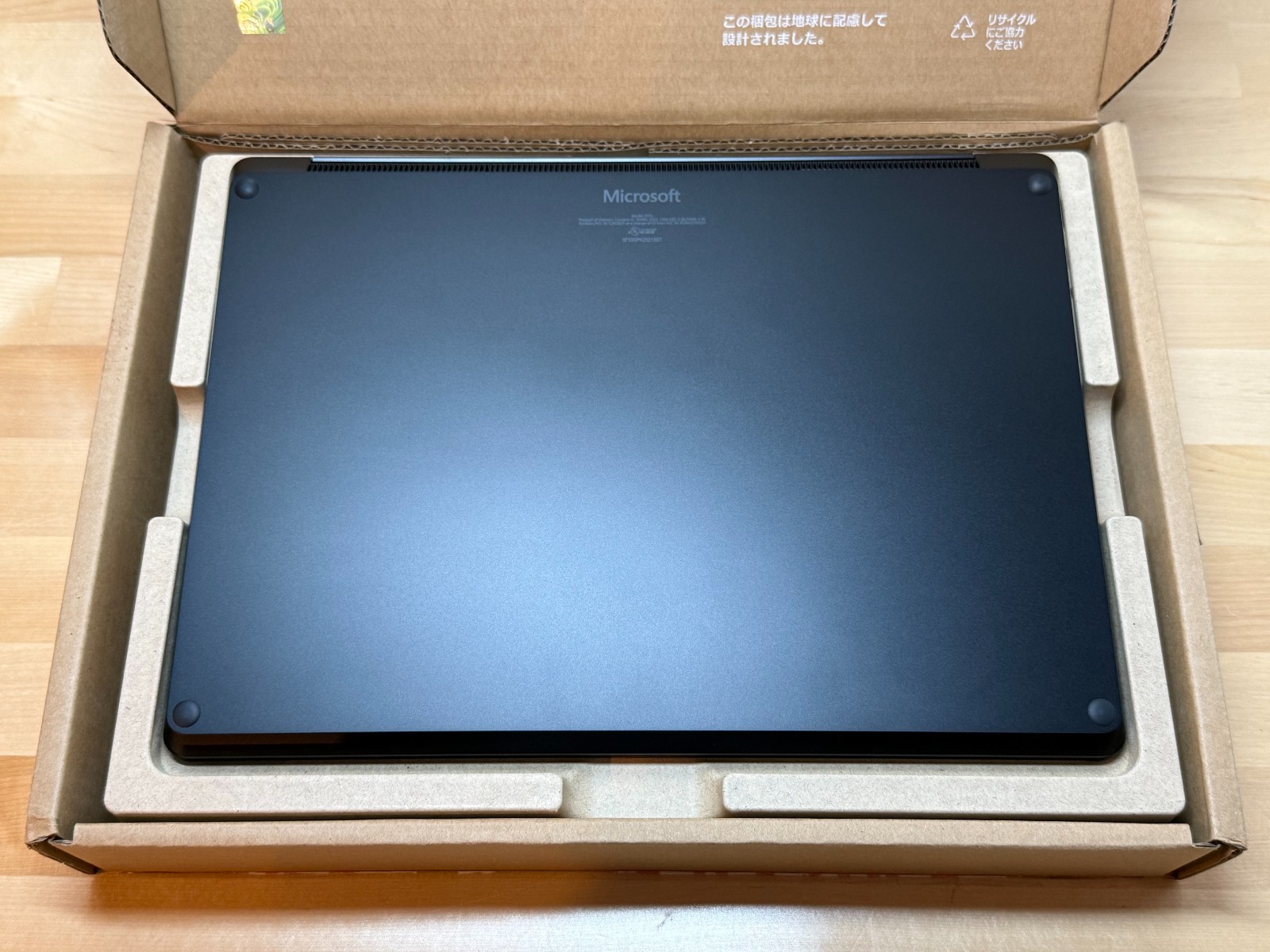 Microsoft Surface Laptop 6 13.5″ U5-135H 16GB 256GB Black ZJQ-00001