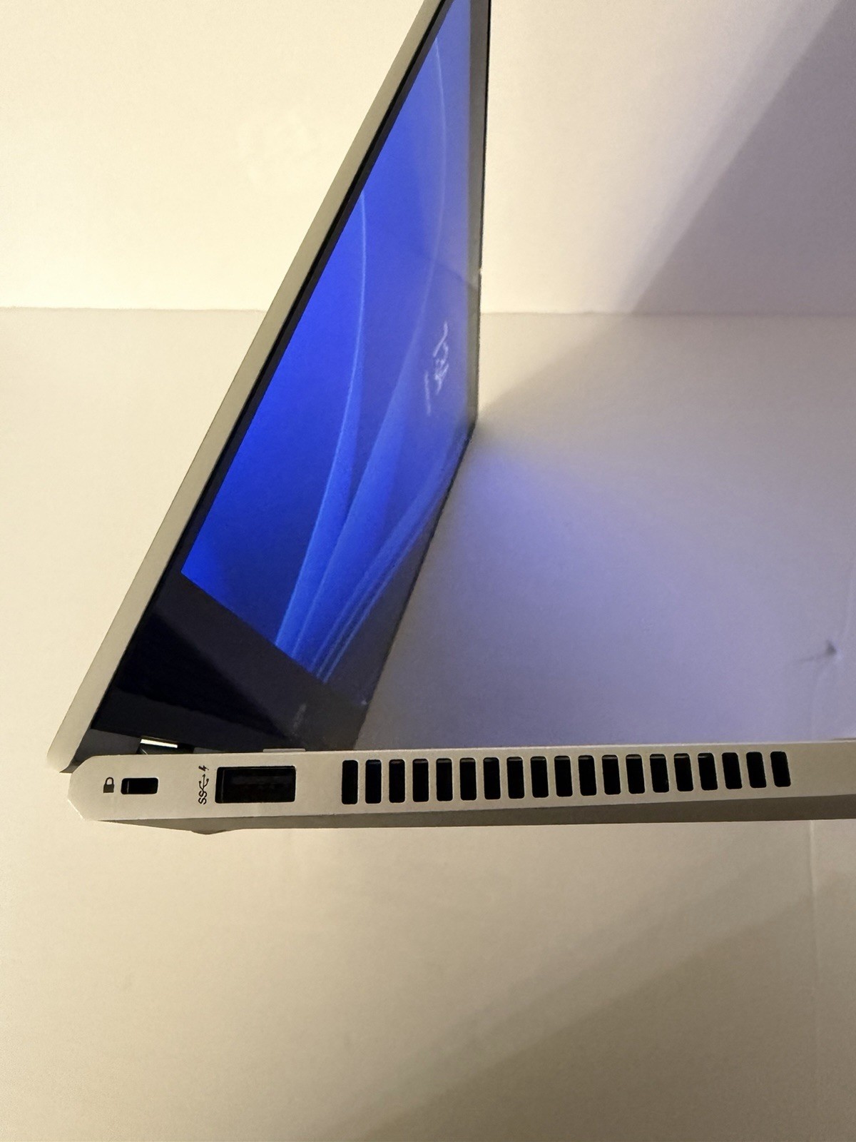 HP ProBook x360 435 G8 Ryzen 3 5400U, 32GB DDR4 Radeon Graphics, 256GB SSD Touch