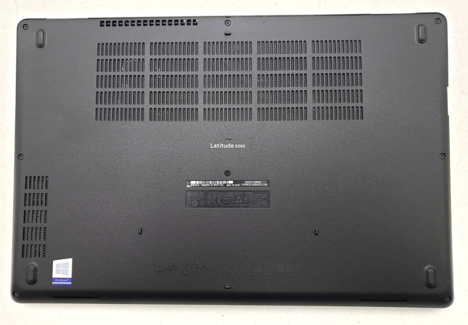 Dell Latitude 5590 Laptop i5-8350U 16GB RAM 256GB SSD 15.6″ Win 11 Pro laptop PC