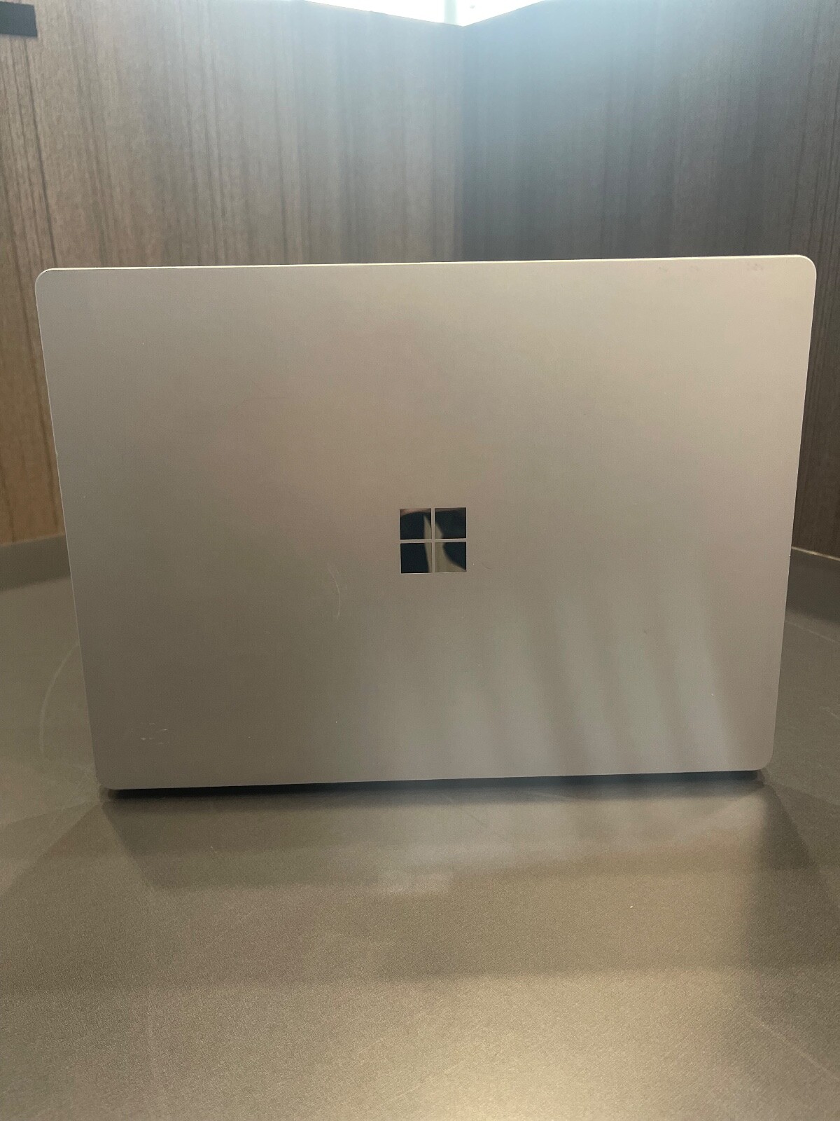 Microsoft Surface Laptop 5 13.5” Touch (256GB SSD, Intel Core i5 12th Gen.,…