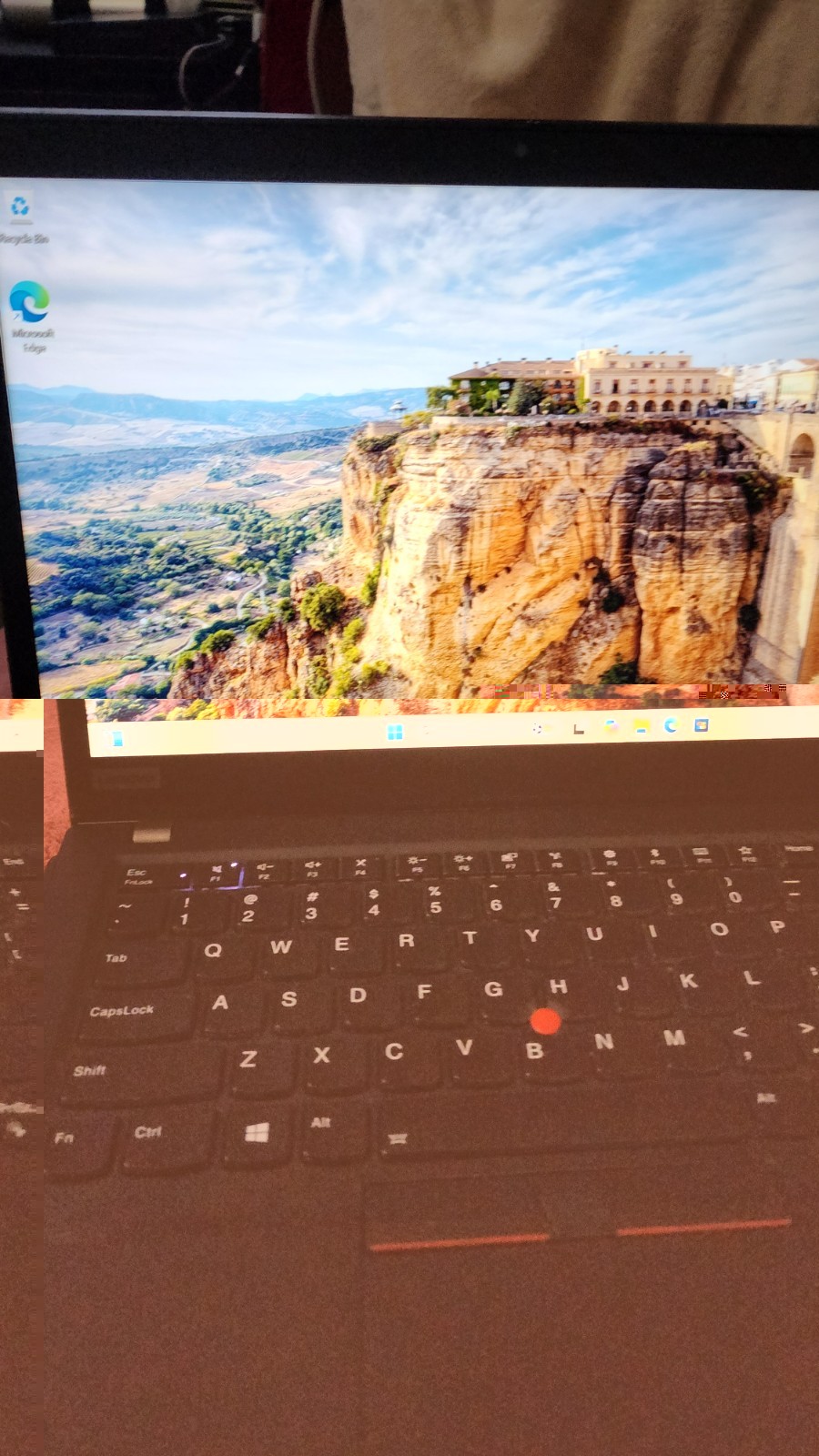 Lenovo ThinkPad T490S Touch (512GB, Intel Core i7 8th Gen., 1.90GHz, 32GB)…