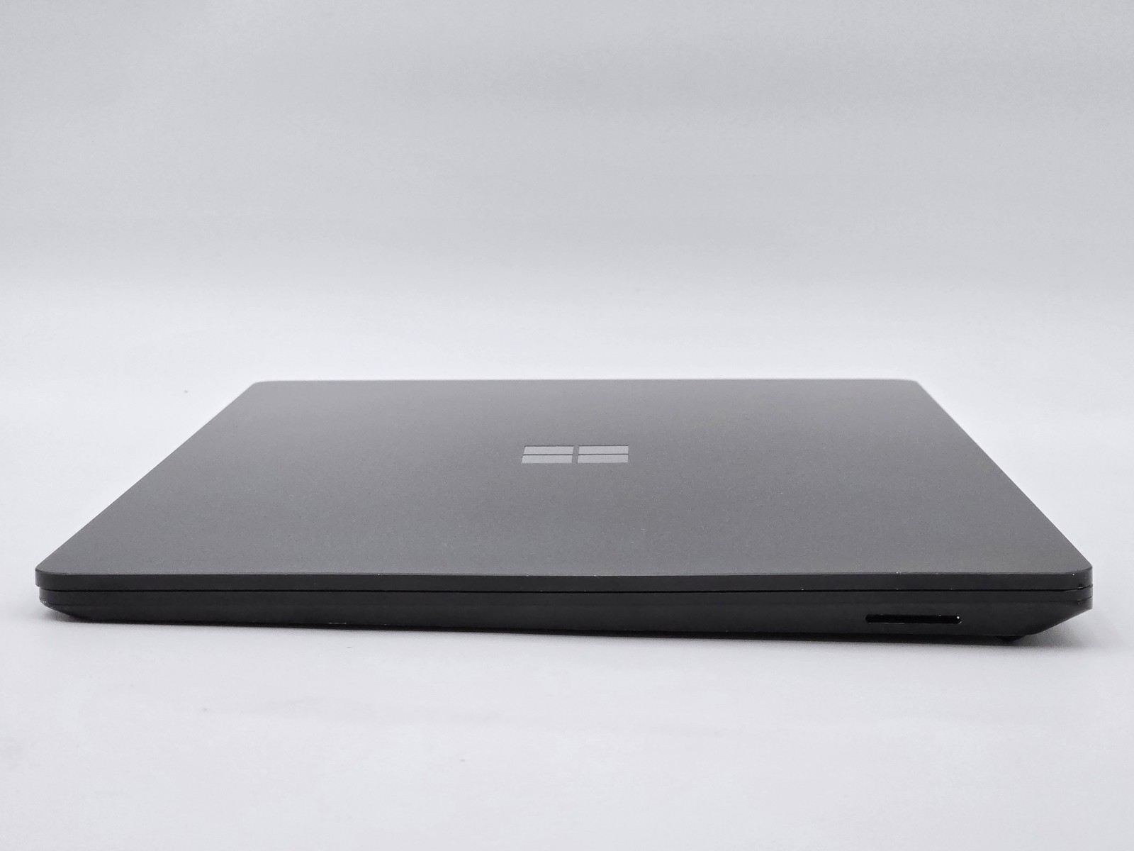 Microsoft Surface Laptop 4 13″ Touch RYZEN 7 512GB SSD 16GB W11P Backlit IRCam