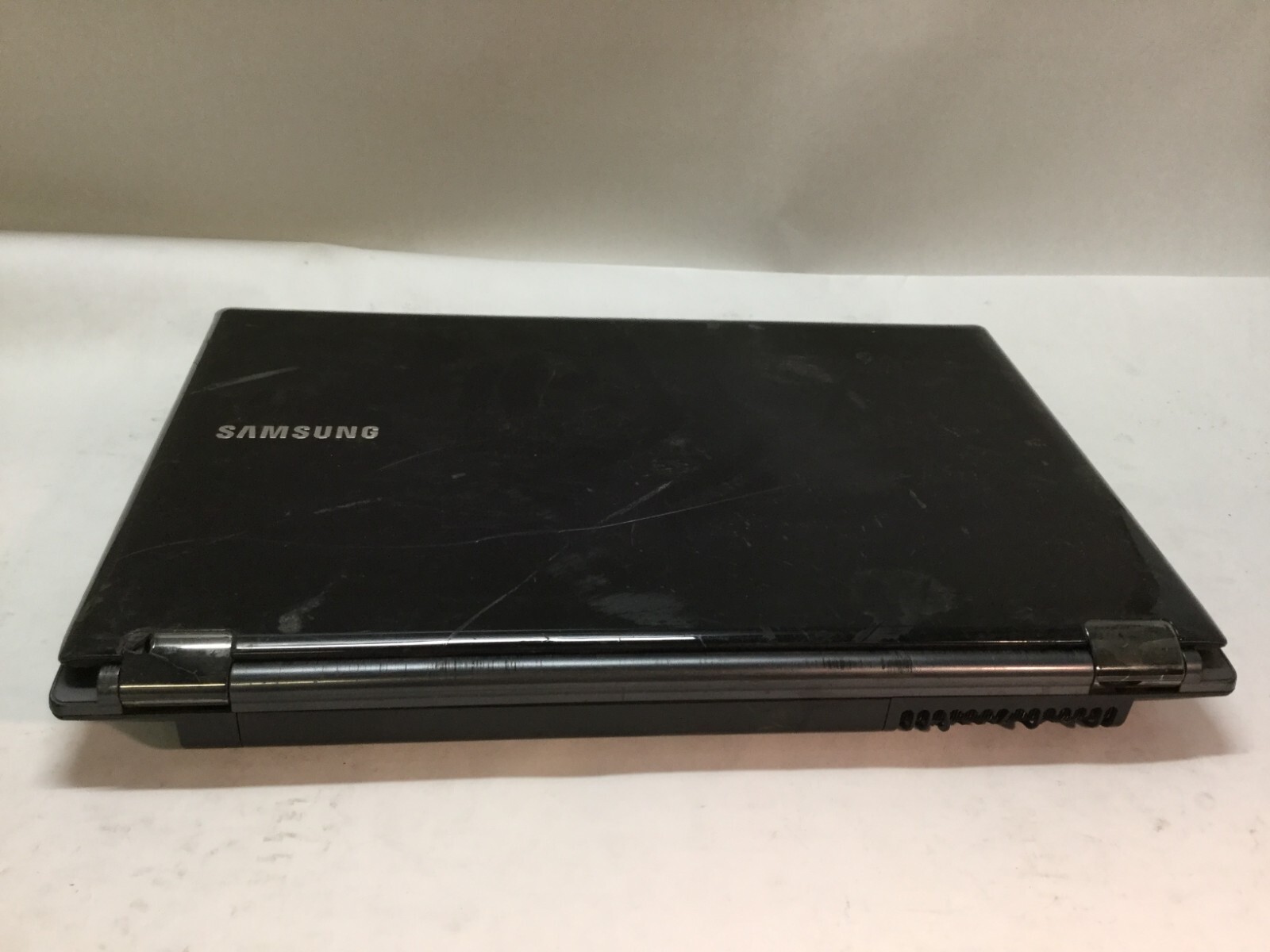 Samsung RF511 Intel Core i5 2nd Gen.- NO POWER/FOR PARTS – MZ