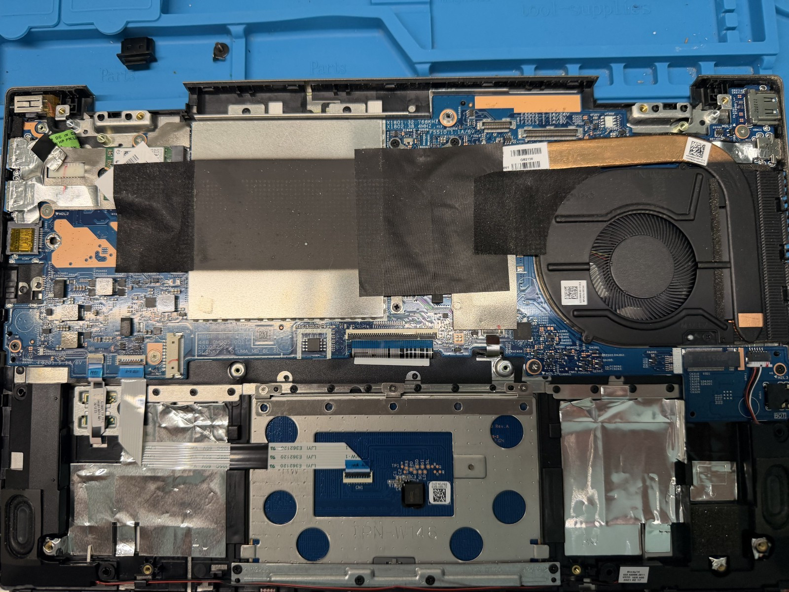 14m-dy0023dx i5-1135G7 8GB RAM motherboard & KeyBoard Assembly, Plus