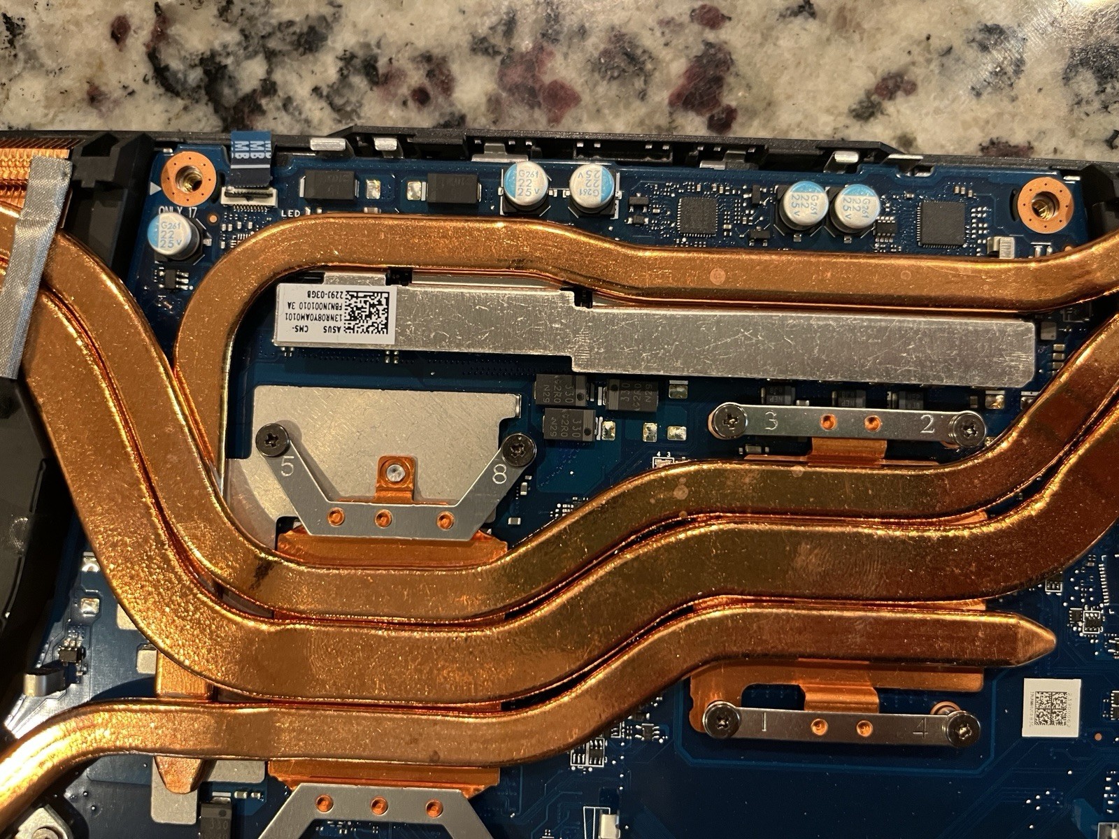 ASUS Laptop Tuf Gaming A15 FA507RE 15.3″ Ryzen 7 6800H RTX 3050 Ti no ram/ssd