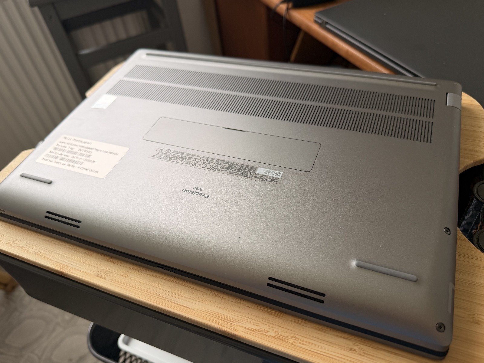 Dell Precision 7680 16″ (500GB SSD, Intel Core i7-13850HX, 2.10GHz, 32GB RAM,…