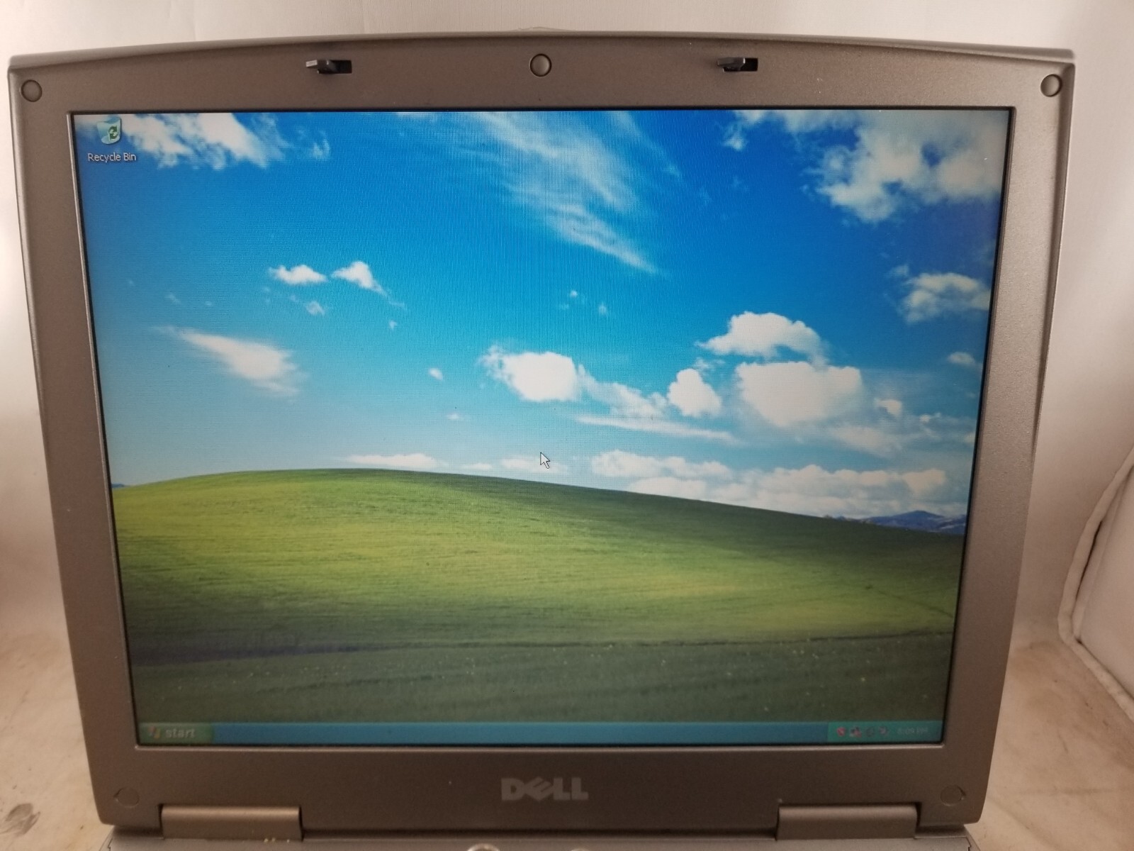 Dell Inspiron 1150 Laptop Intel Celeron 2.4GHz 256MB 20GB HDD Windows XP – READ