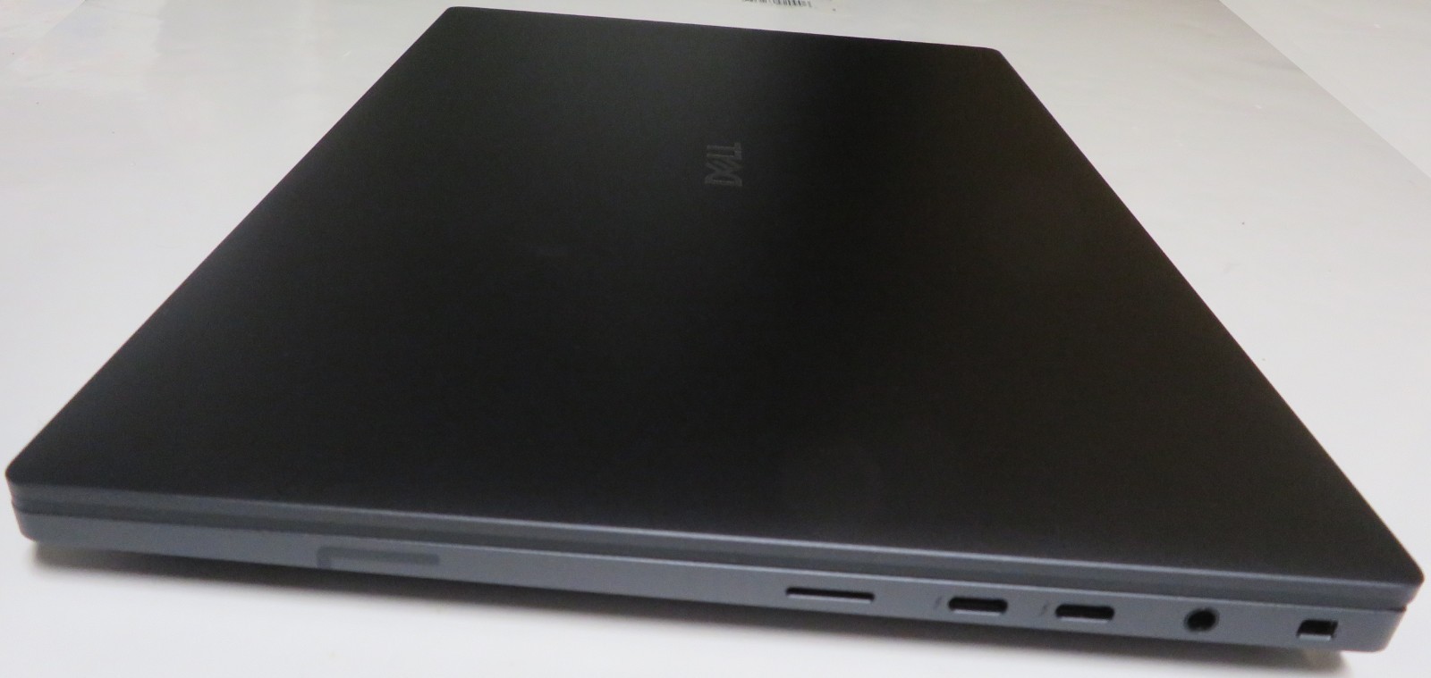 Dell Pro Max Premium MA14250 14″QHD+Touch Intel Ultra 7 225H 32GB RAM 1TB SSD