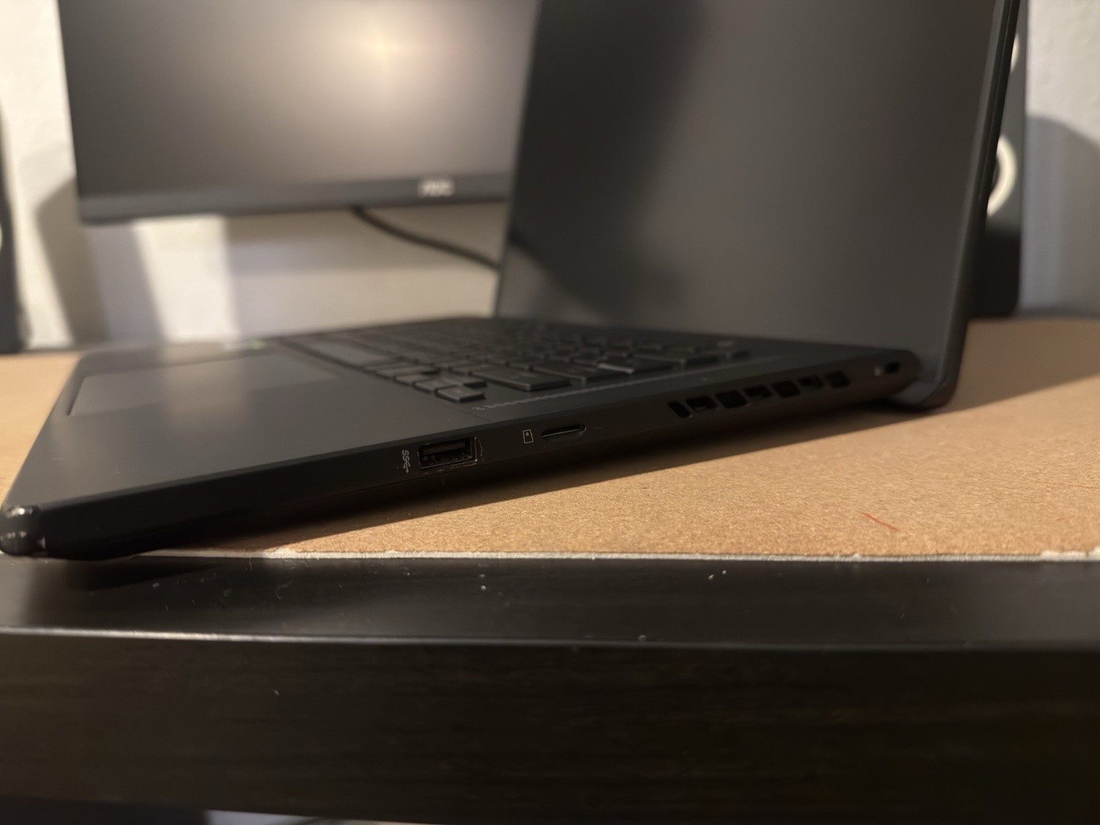 ASUS ROG Zephyrus M16 Intel i7, RTX 3050Ti, 16GB RAM, 512GB SSD, Win 11, Charger