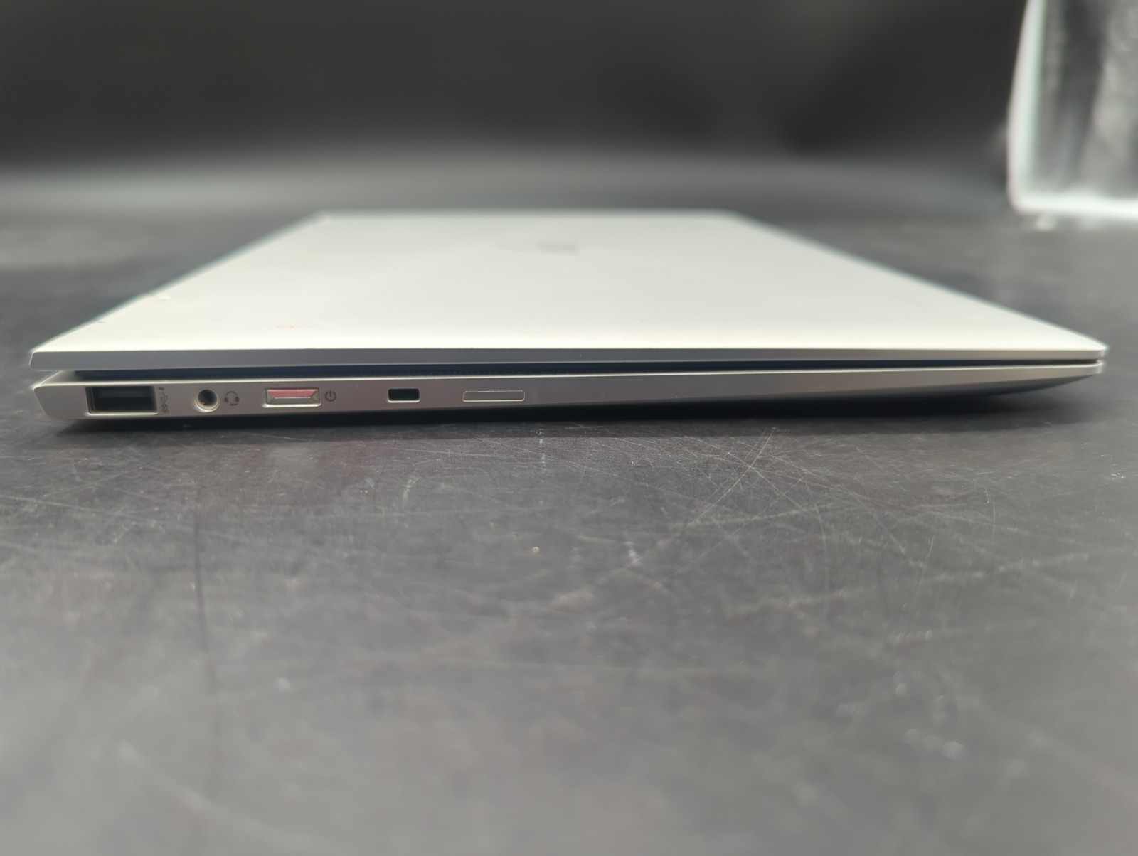 HP: EliteBook: x360 1040 G5: i5 8th Gen: 8GB RAM: No HD: No OS: Tested