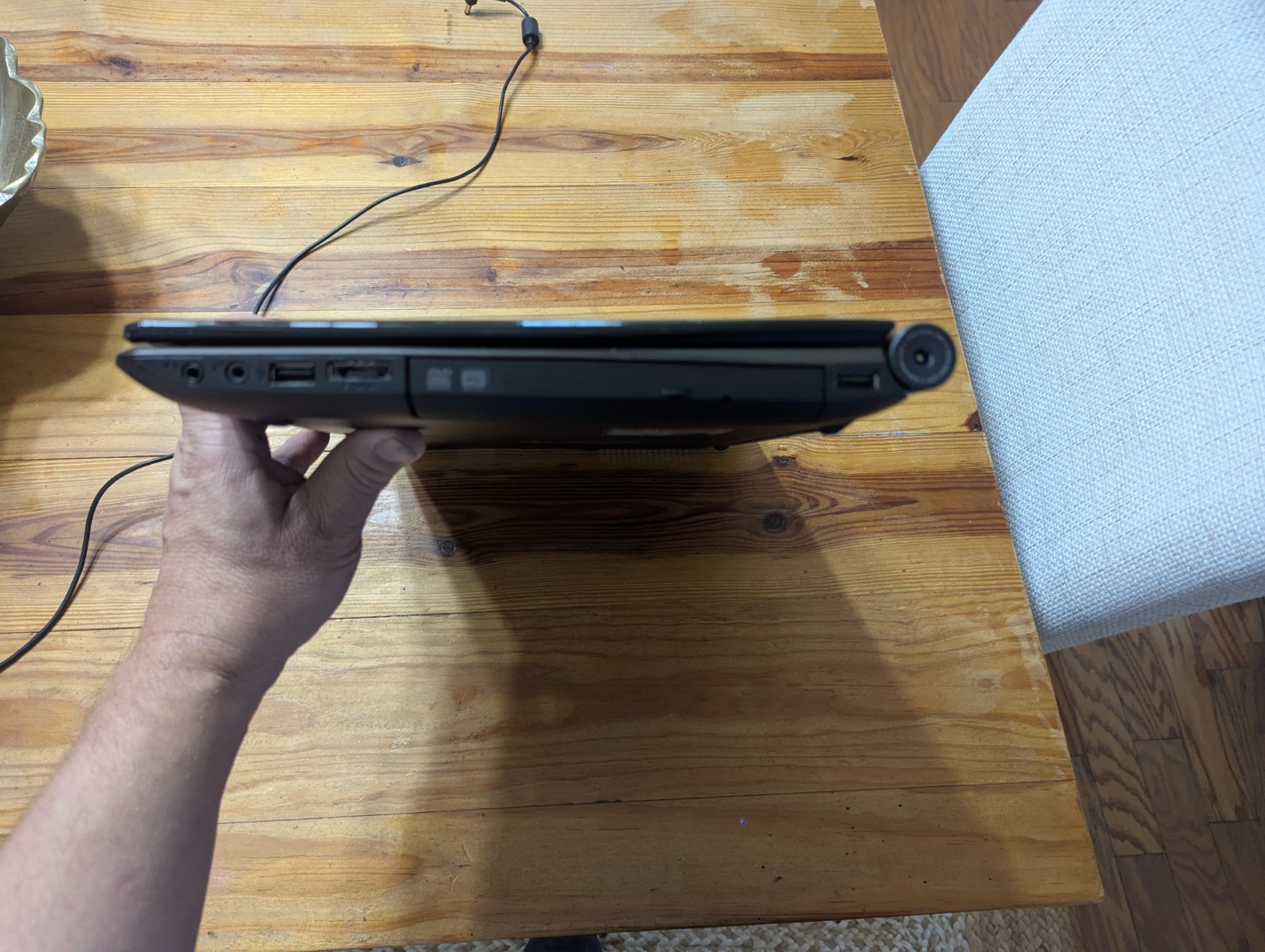 ASUS U50F RBBAG05 INTEL I3 330M 2GB NO HD posts works, FOR PARTS