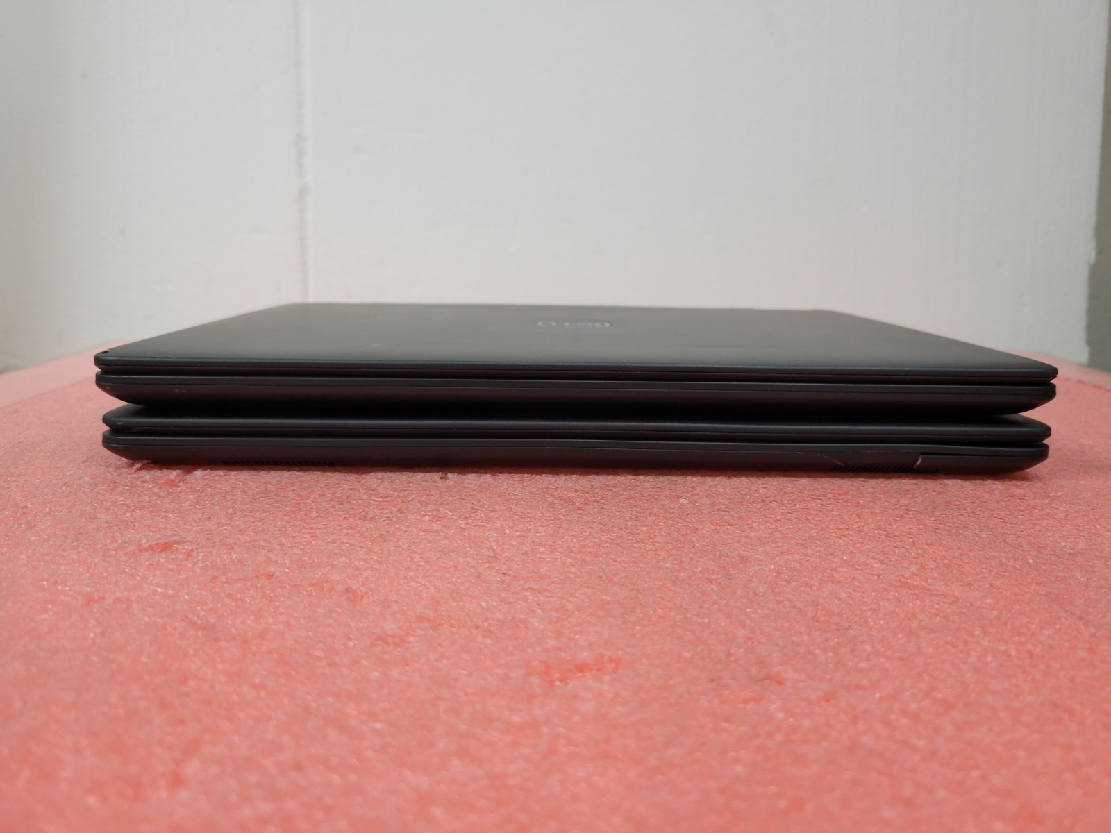 Dell Latitude E7250 i5-5300U@2.3GHz 4GB RAM *NO COVER/SSD/OS/BATT/AS IS* | LP517