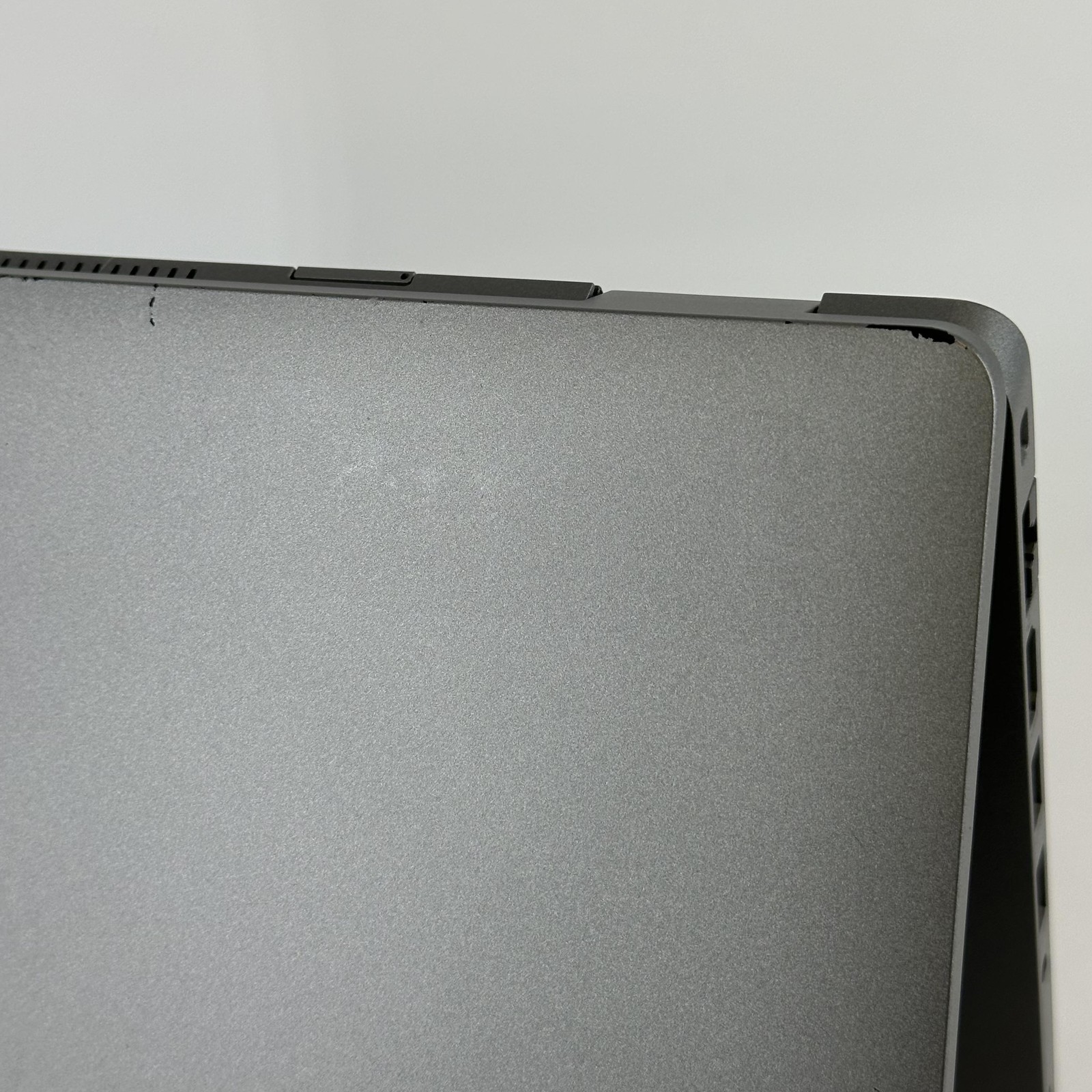 Dell Latitude 5430 14 Gray FHD TOUCH 1.8 GHz i7-1265U 16GB 256GB SSD Good