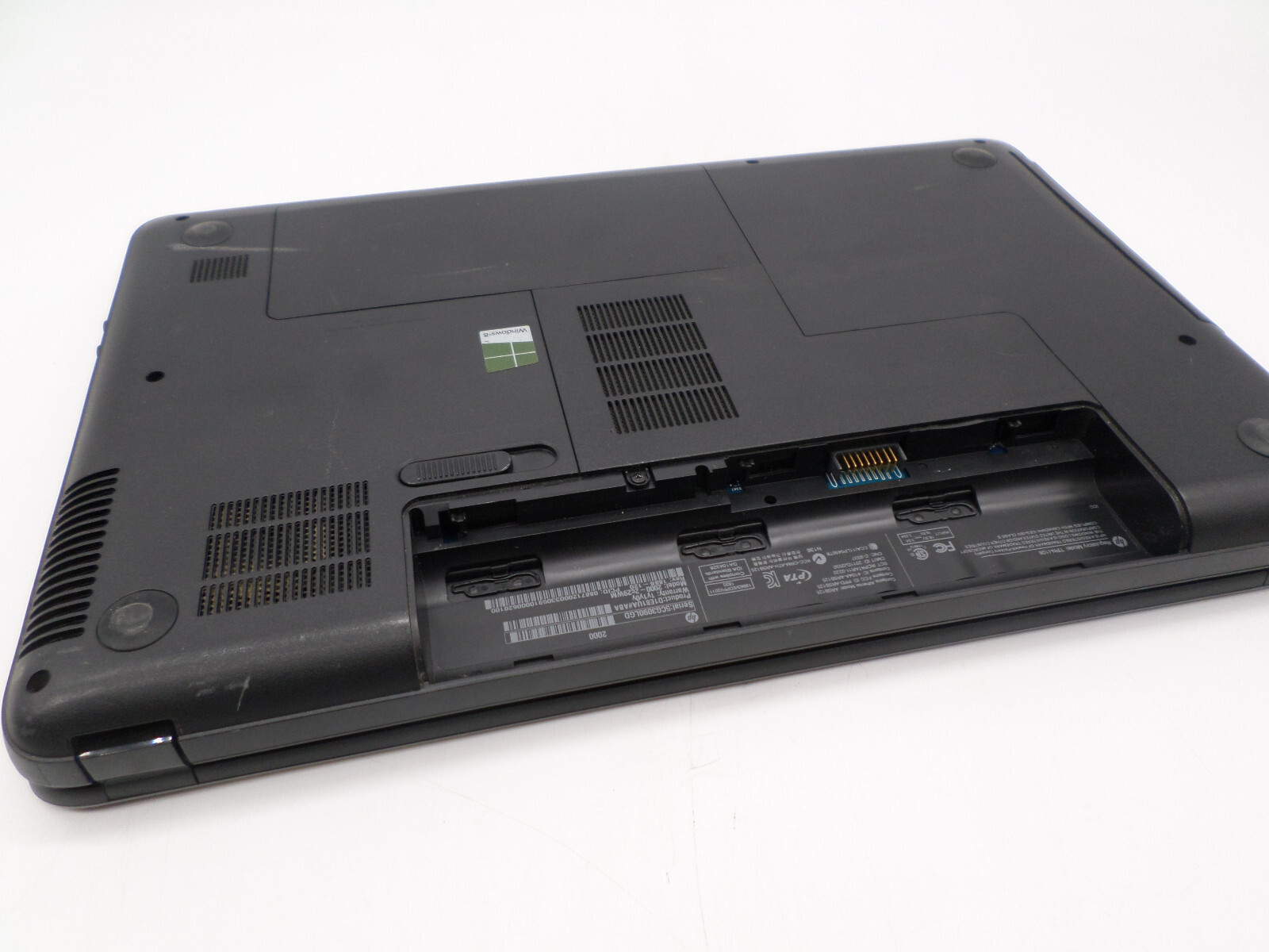 HP 2000-2c29WM D1E81UA – AMD E2-1800, No RAM, No Battery, No HDD – POSTS