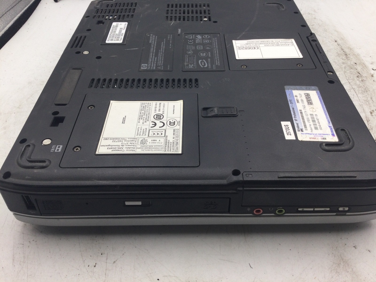 HP COMPAQ PRESARIO 2500 – BOOTS TO BIOS – INTEL CELERON – 256MB RAM – READ – BB