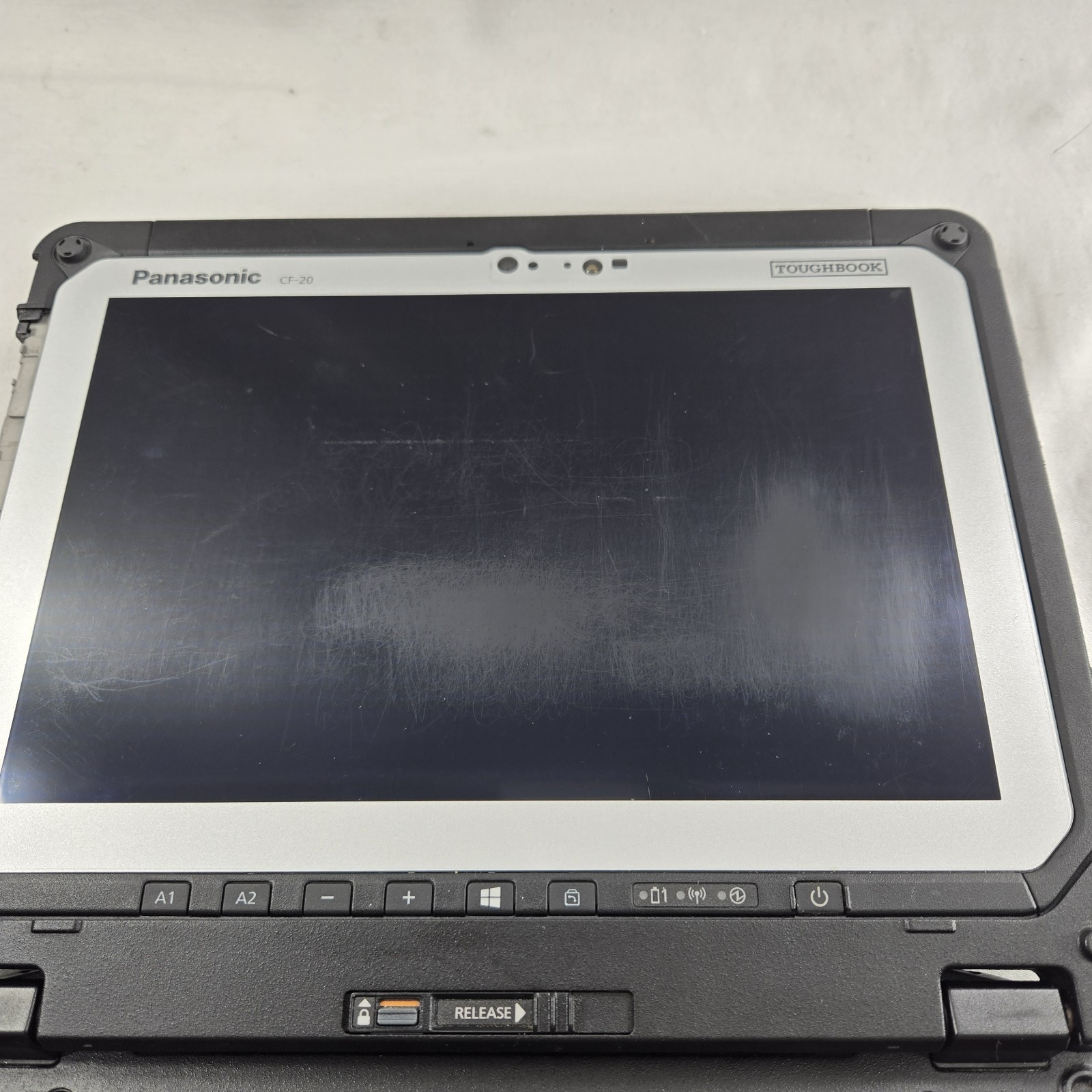 Panasonic Toughbook CF-20 10.1″ i5-7Y57 1.20GHz 256GB SSD 8GB 4G | Grade B-
