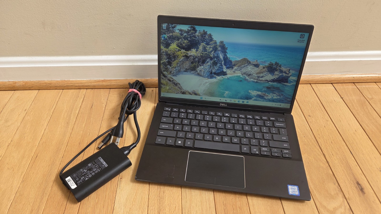Dell Latitude 3301 128gb Nvme Win 11 i3-8145u 2.30ghz 4gb Ram HDMI Webcam 13.1”