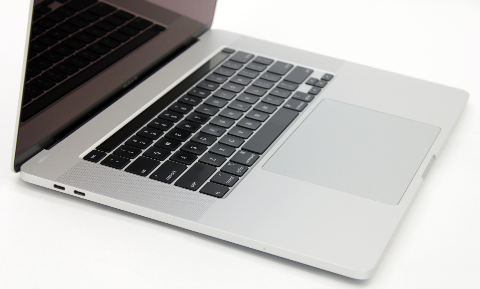 Apple MacBook Pro A2141 16″ i7-9750H 2.6GHz 16GB/512GB Radeon Pro 5300M 4GB