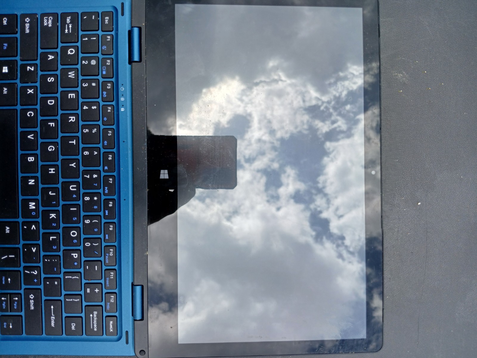 Gateway GWTC116-2BL 11.6″ 2-in-1 Convertible Laptop Tablet Blue Intel Celeron…