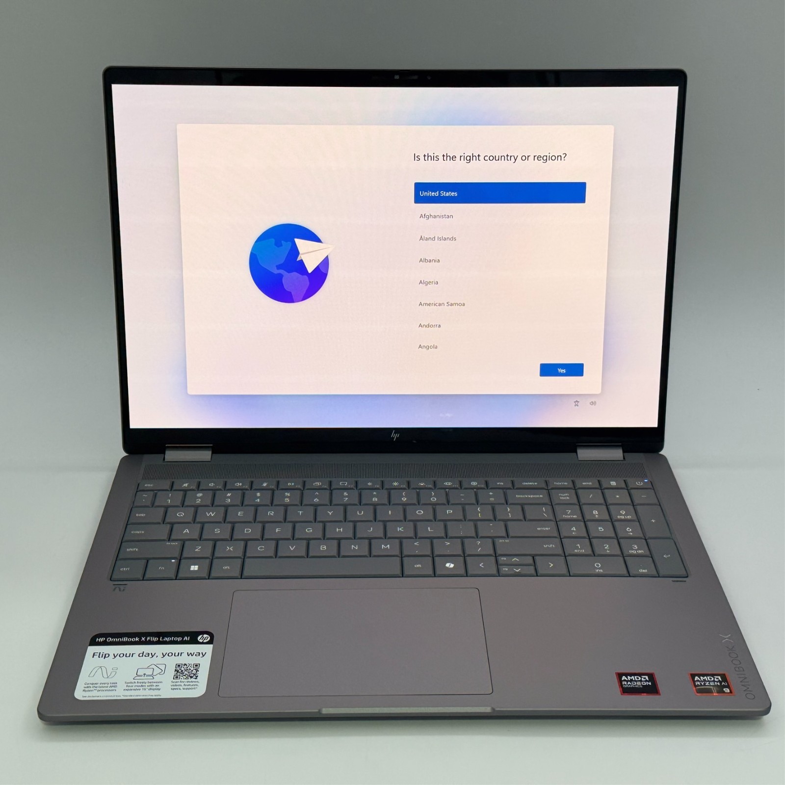HP OmniBook X Flip 16″ 2K OLED Touch Ryzen AI 9 465 32GB 512GB Copilot+ Laptop