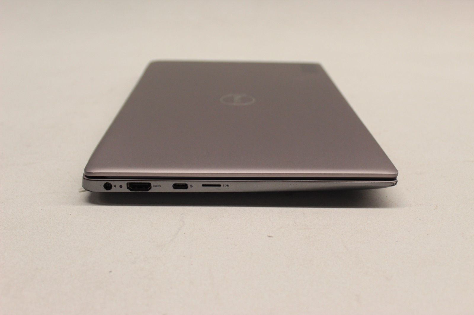 Dell Latitude 3301 I7-8565U 256GB NvME 8GB DDR4 Win11Pro- See Descrip