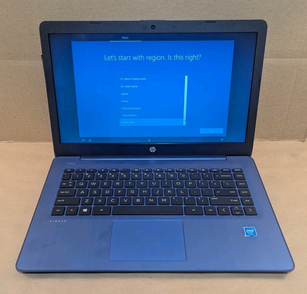 HP ‎14-CB171WM Stream 14″ (64GB, Intel Celeron N4000, 1.1 GHz, 4GB) Laptop Blue